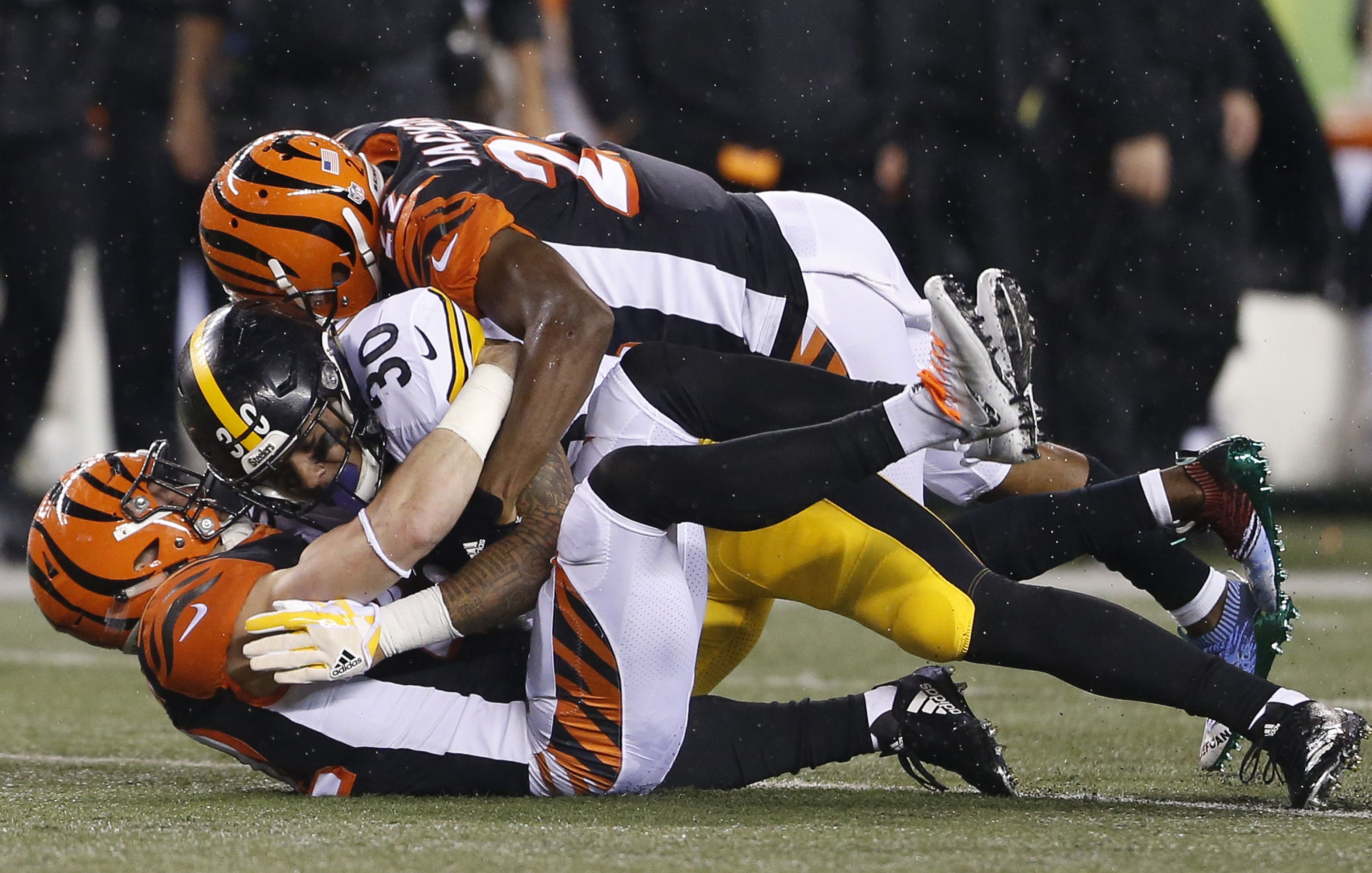 Why JuJu Smith-Schuster was suspended 1 game for hit on Vontaze Burfict 