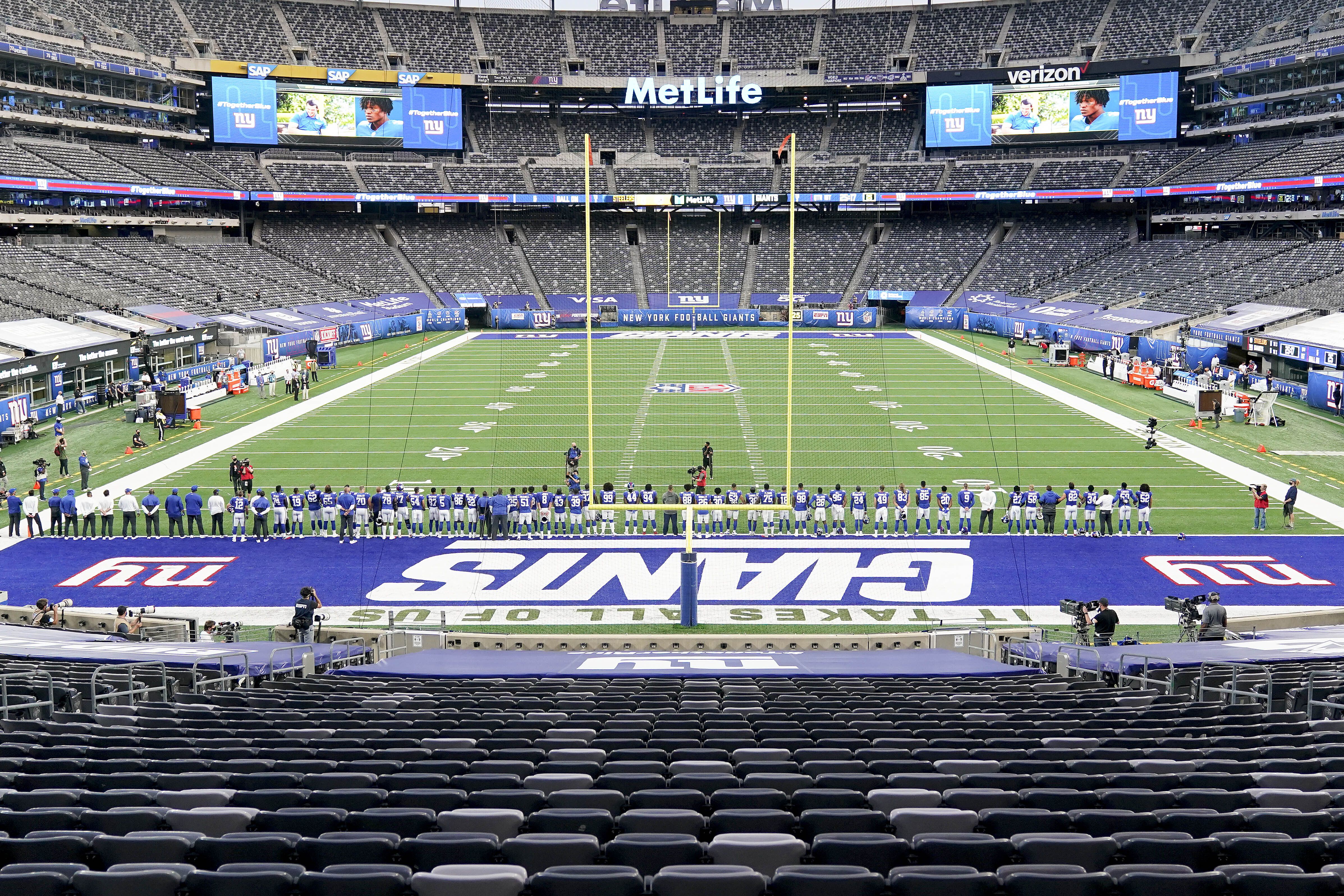 NY Giants have gone from empty seats to 'electric' home field edge