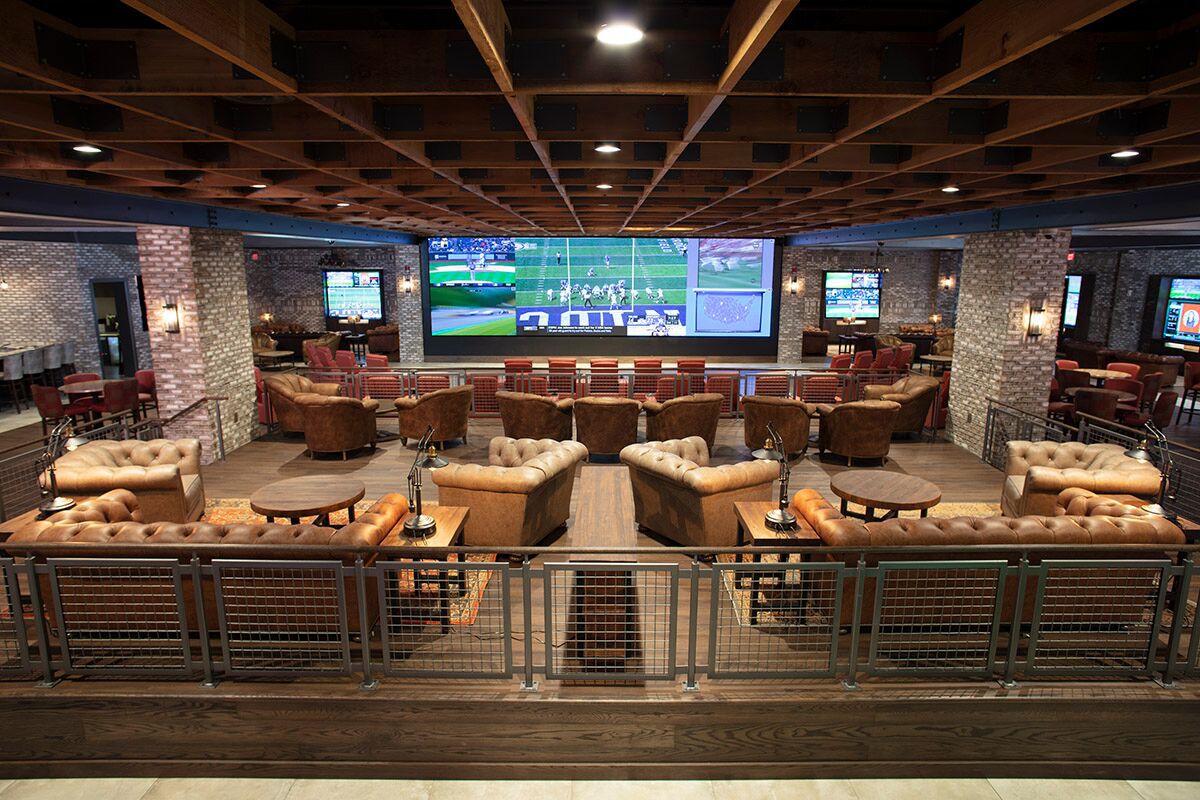 New York's largest sports betting lounge now open 