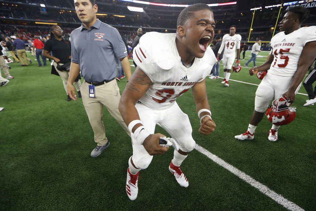 New Jersey high school football game ends with wild Hail Mary