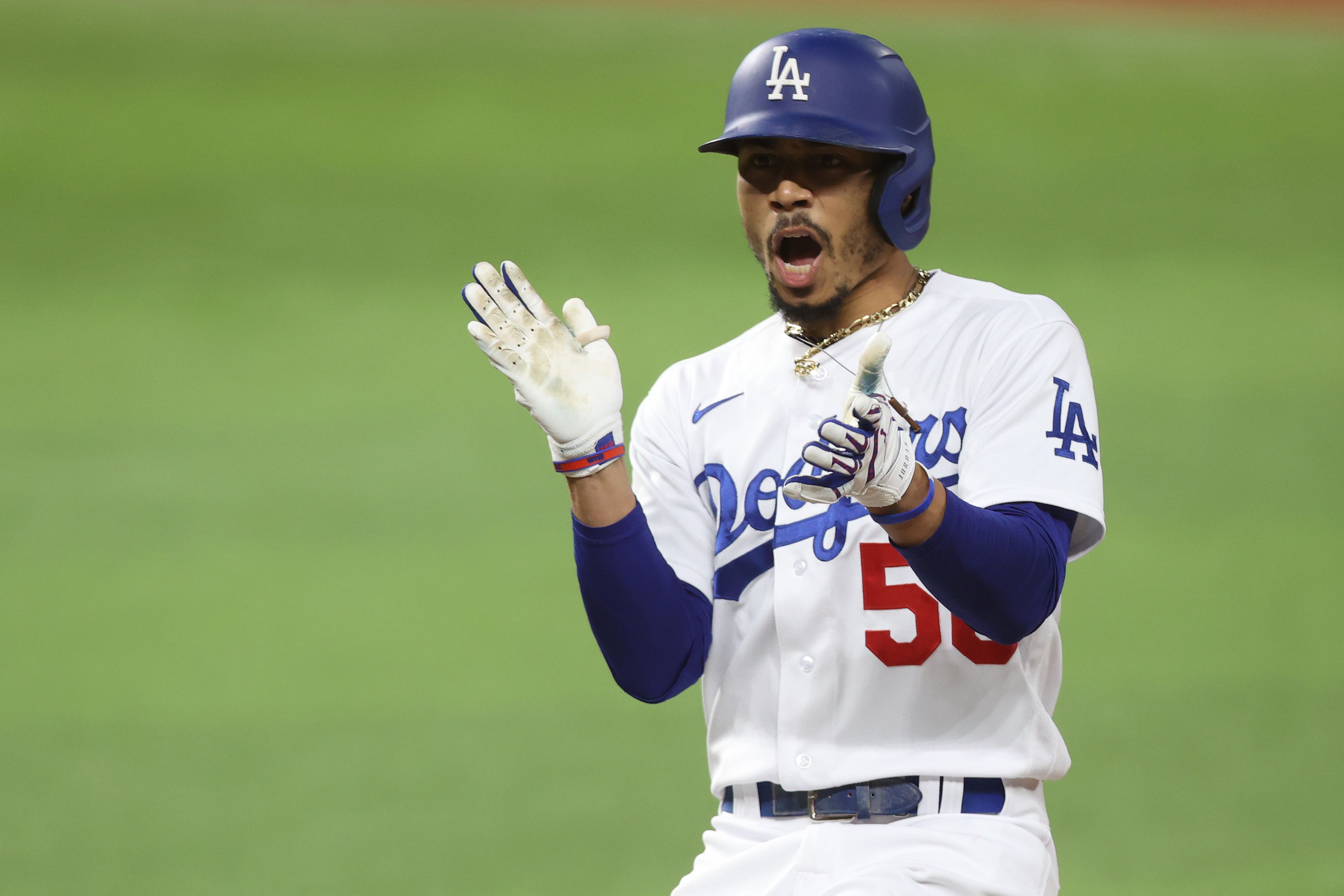 How Dodgers' Mookie Betts set up World Series title for LA - Sports  Illustrated