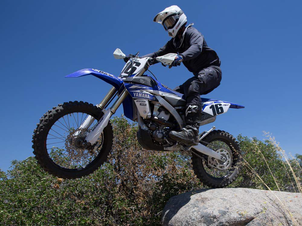 MXA RACE TEST: GRAND PRIX RACING NO YAMAHA YZ450FX & HONDA