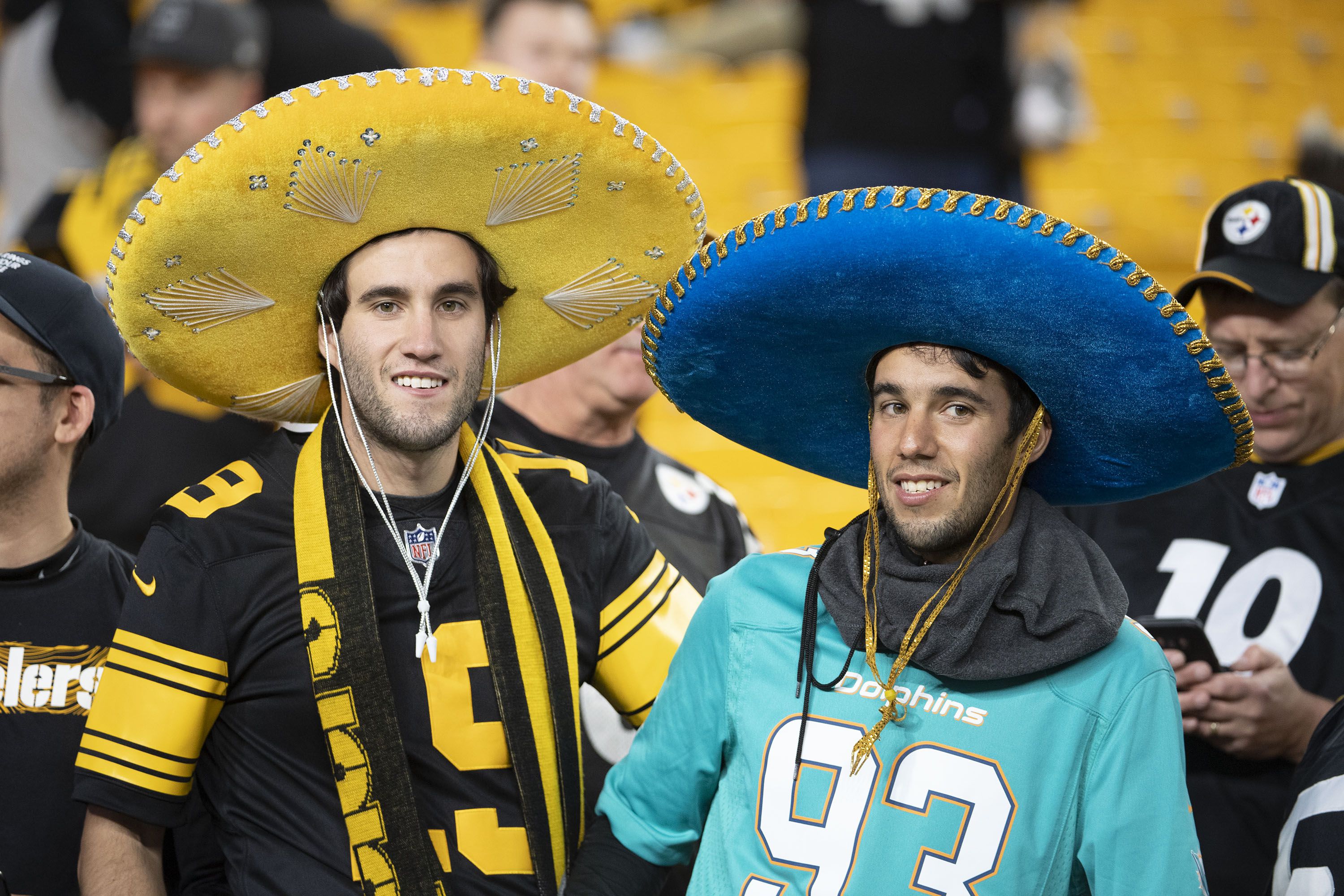 Faces in the Crowd at Miami Dolphins vs. Pittsburgh Steelers 