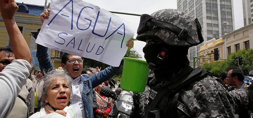 PROTESTA lA pAZ AGUA