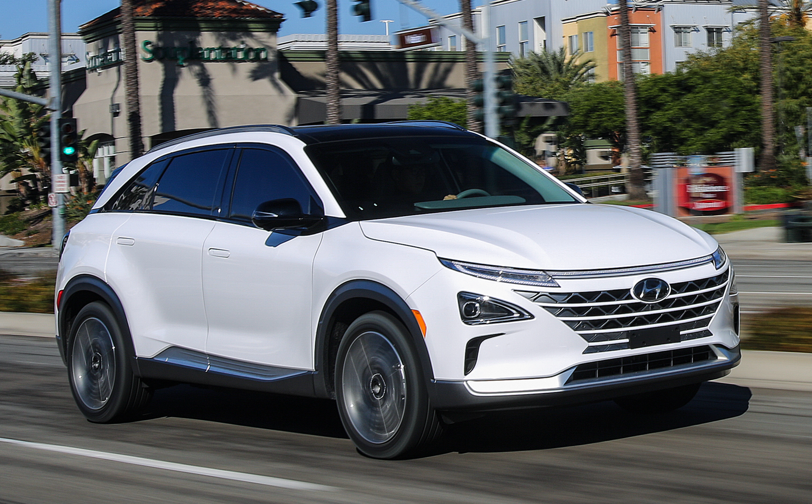 2019_hyundai_nexo-pic-4012890420985876527-1600x1200.png