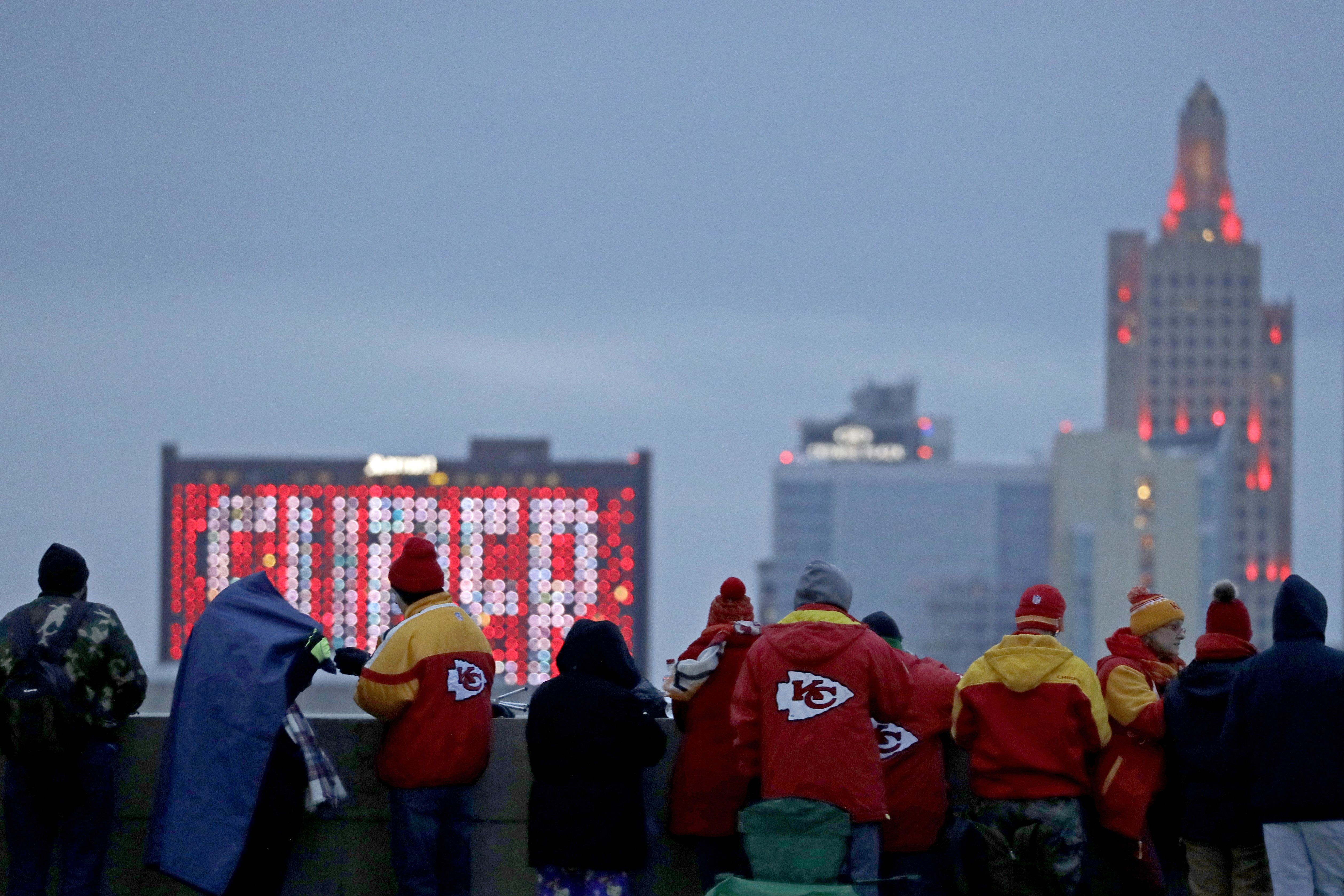 Andy Reid tells parade-goers Chiefs will win again next year