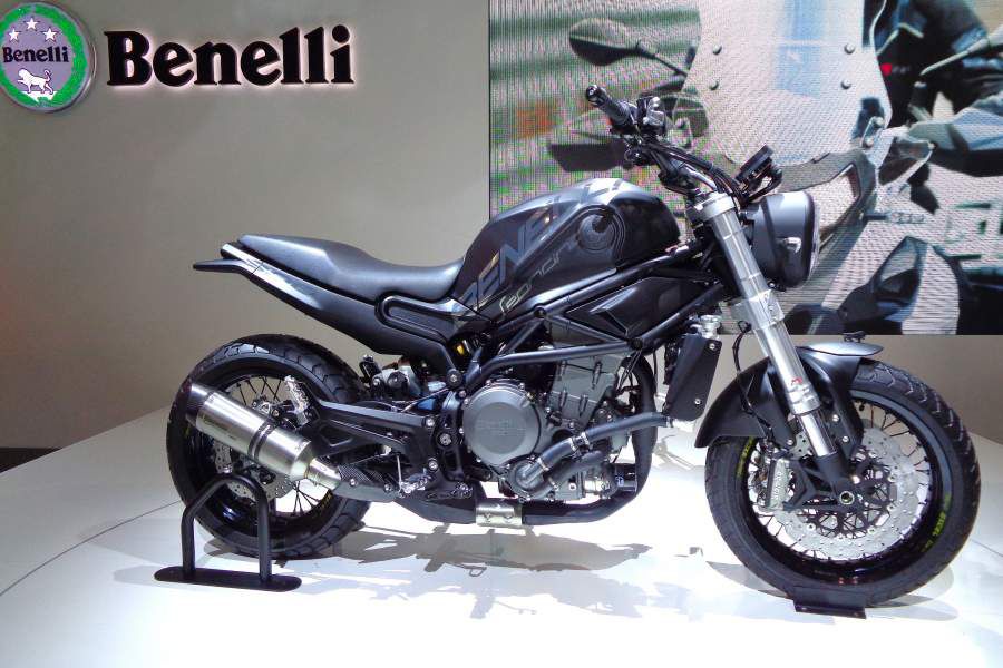 3.-Benelli-Leoncino-800-900x600.jpg