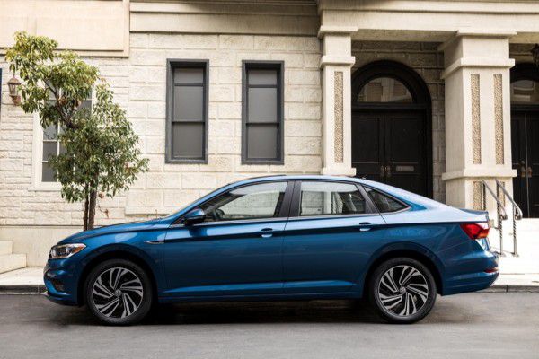 2019_Jetta-Large-7912-600x400.jpg