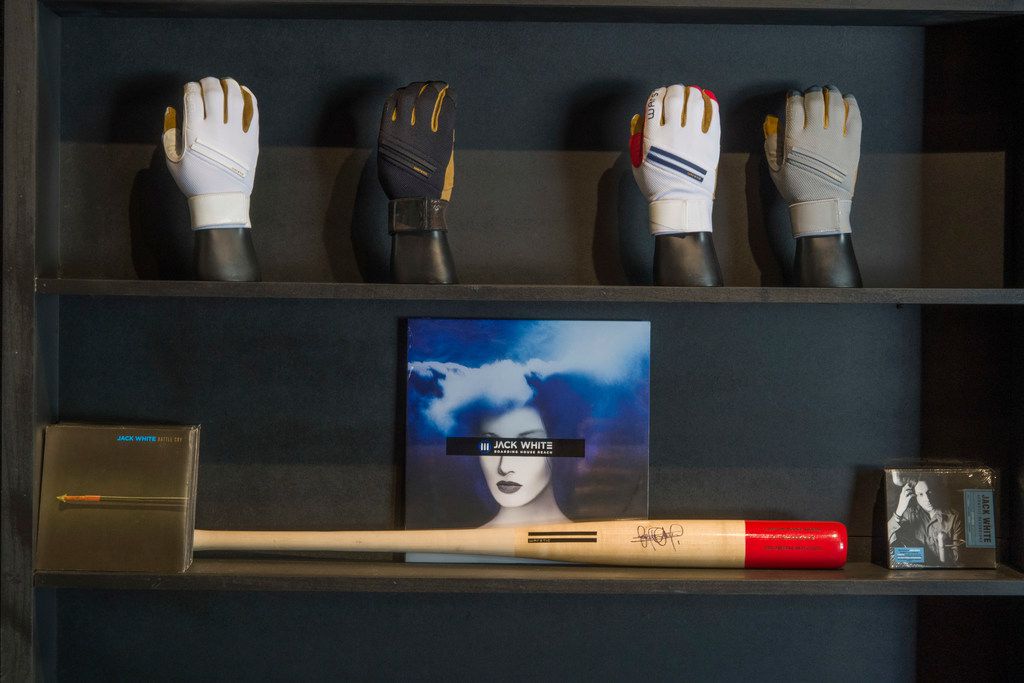 Jack White, Detroit Tigers' Ian Kinsler team for new baseball bats – The  Morning Sun