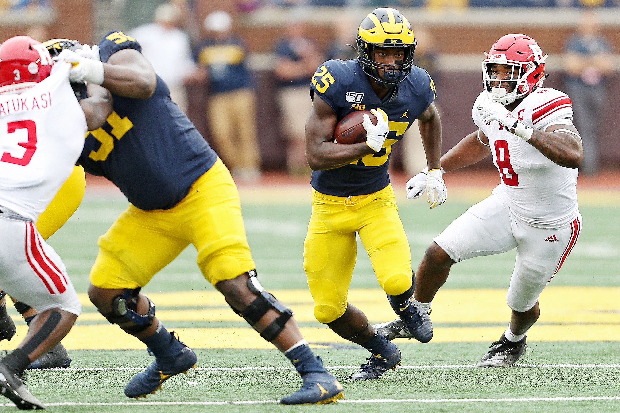 Who is Hassan Haskins? Meet the Michigan RB who ran all over Ohio