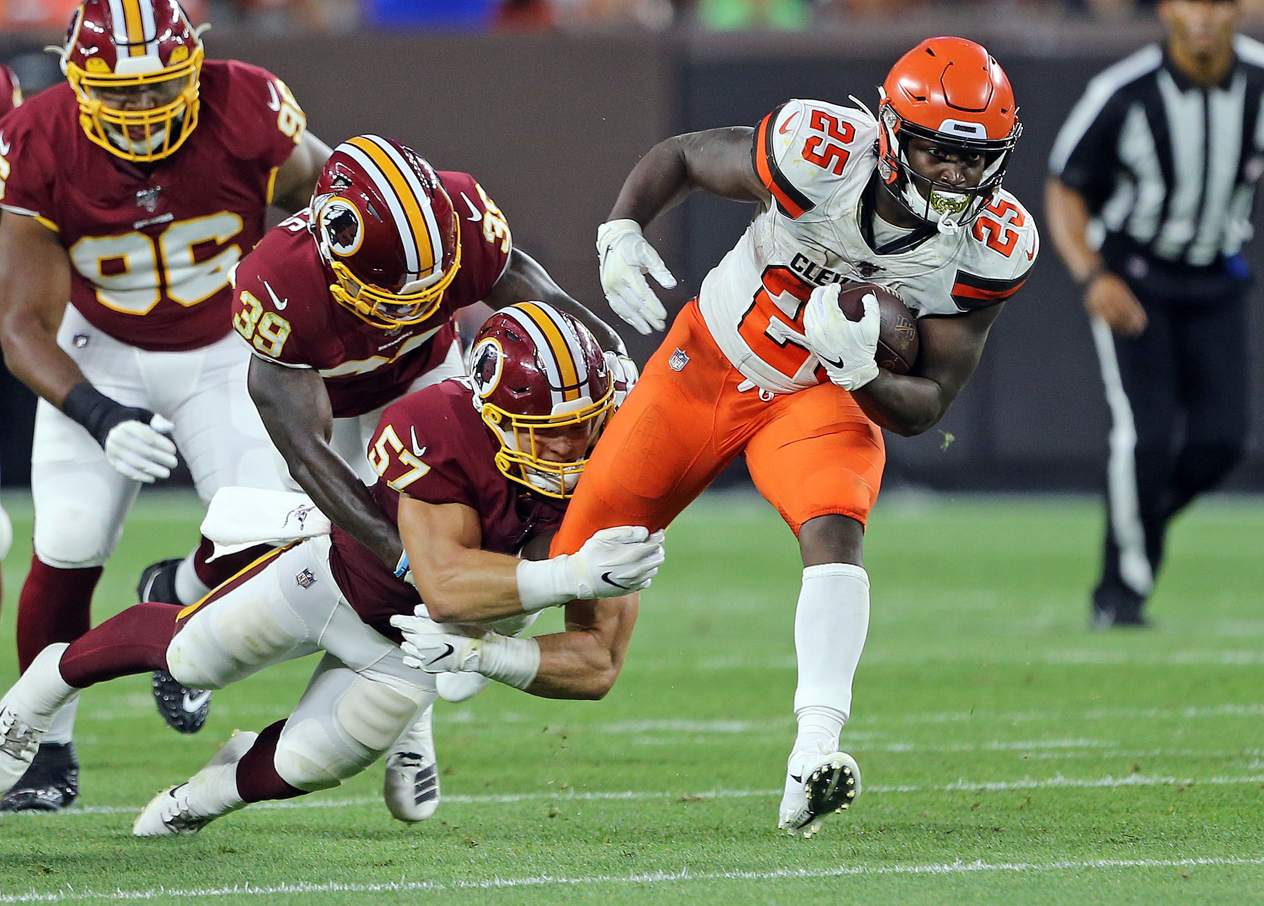 Browns running back Dontrell Hilliard is fearless in his pursuit