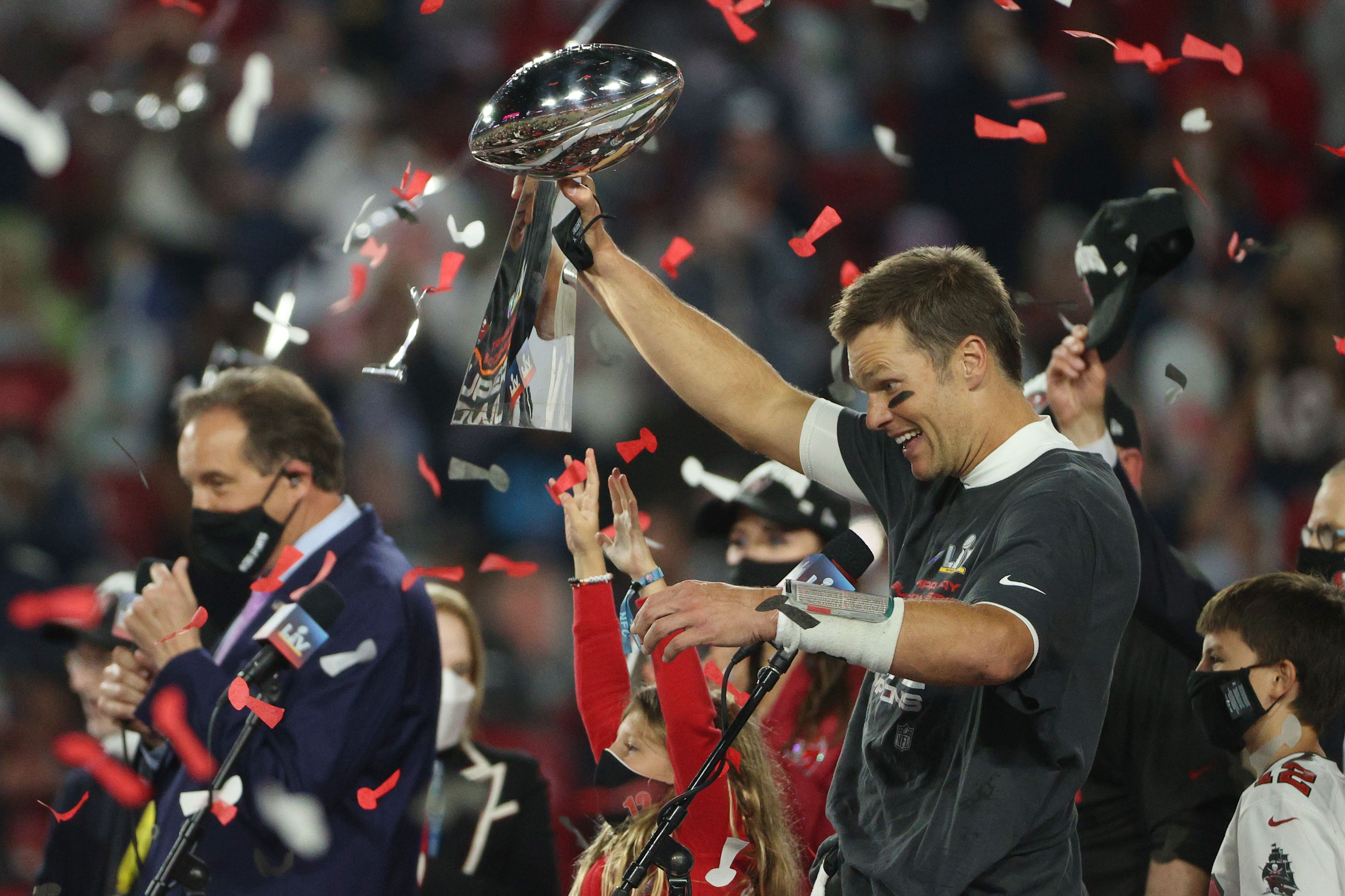 Tom Brady earns seventh Super Bowl ring, leads Buccaneers to