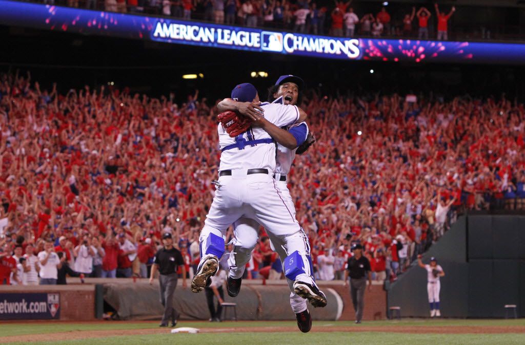 Big boppers for Cardinals, Rangers try to break loose at World Series