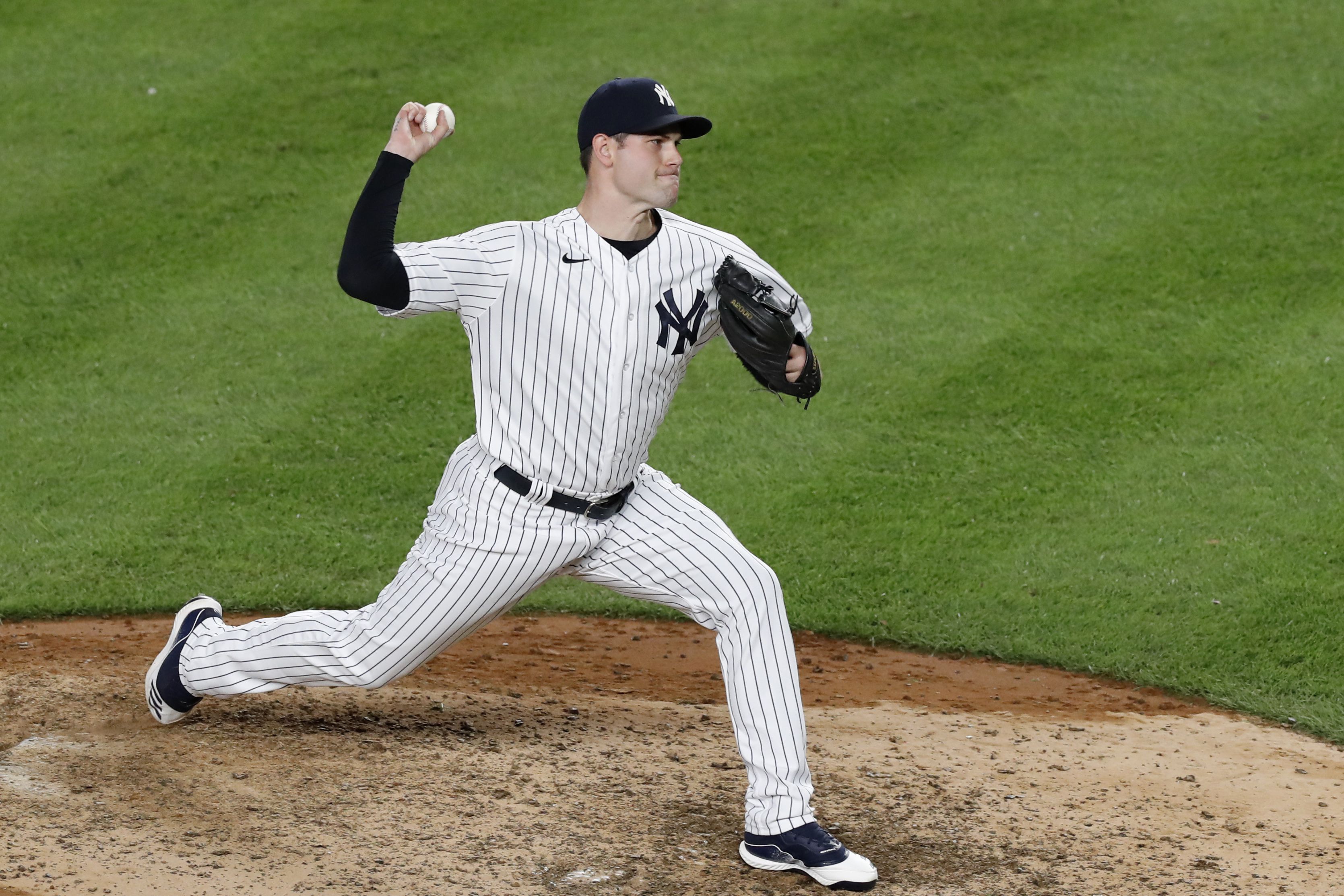 Red Sox pitcher Adam Ottavino - Boston Children's Hospital