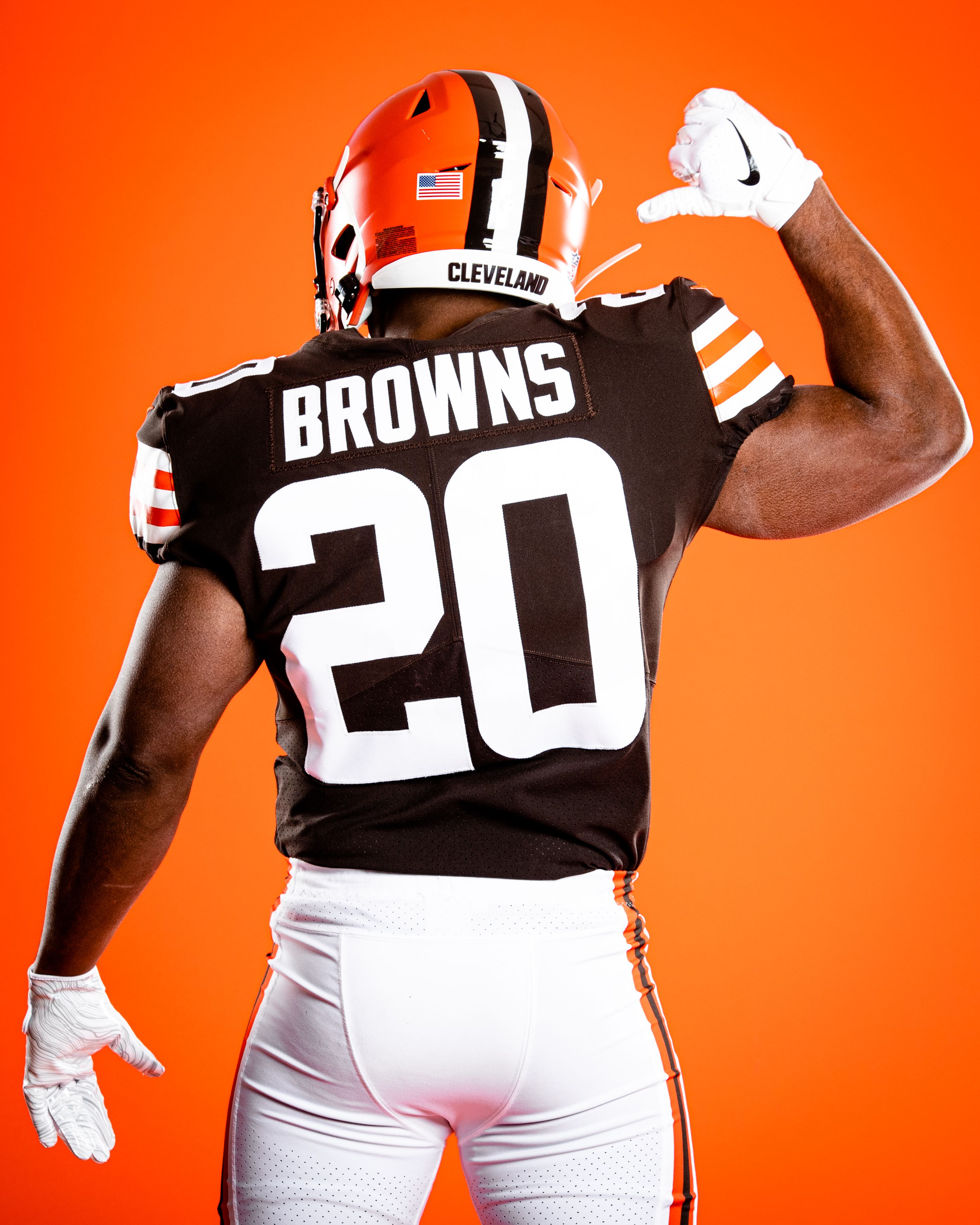 Browns new uniforms unveiled 