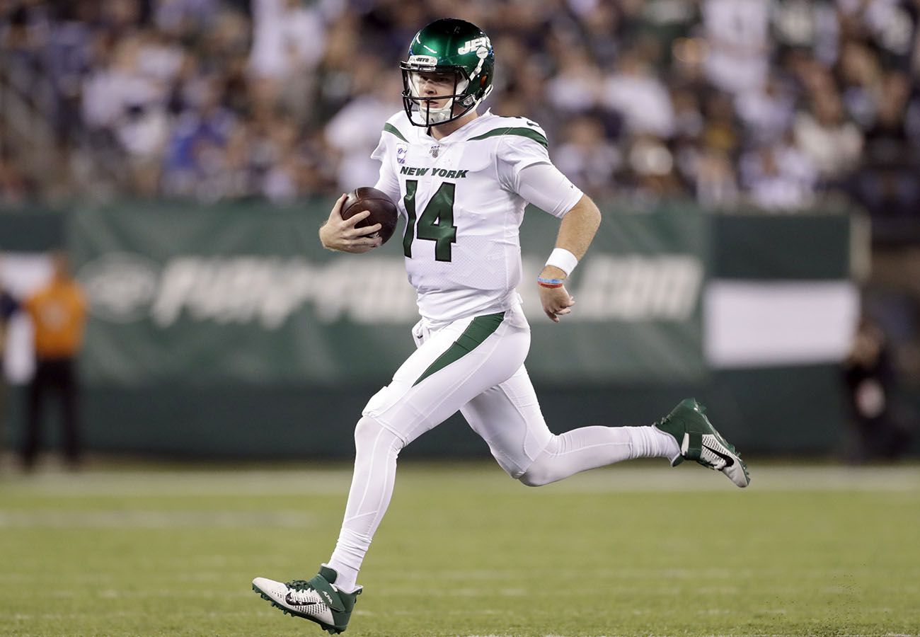 Rookie QB Sam Darnold impressing Jets, could be named starter - The Japan  Times