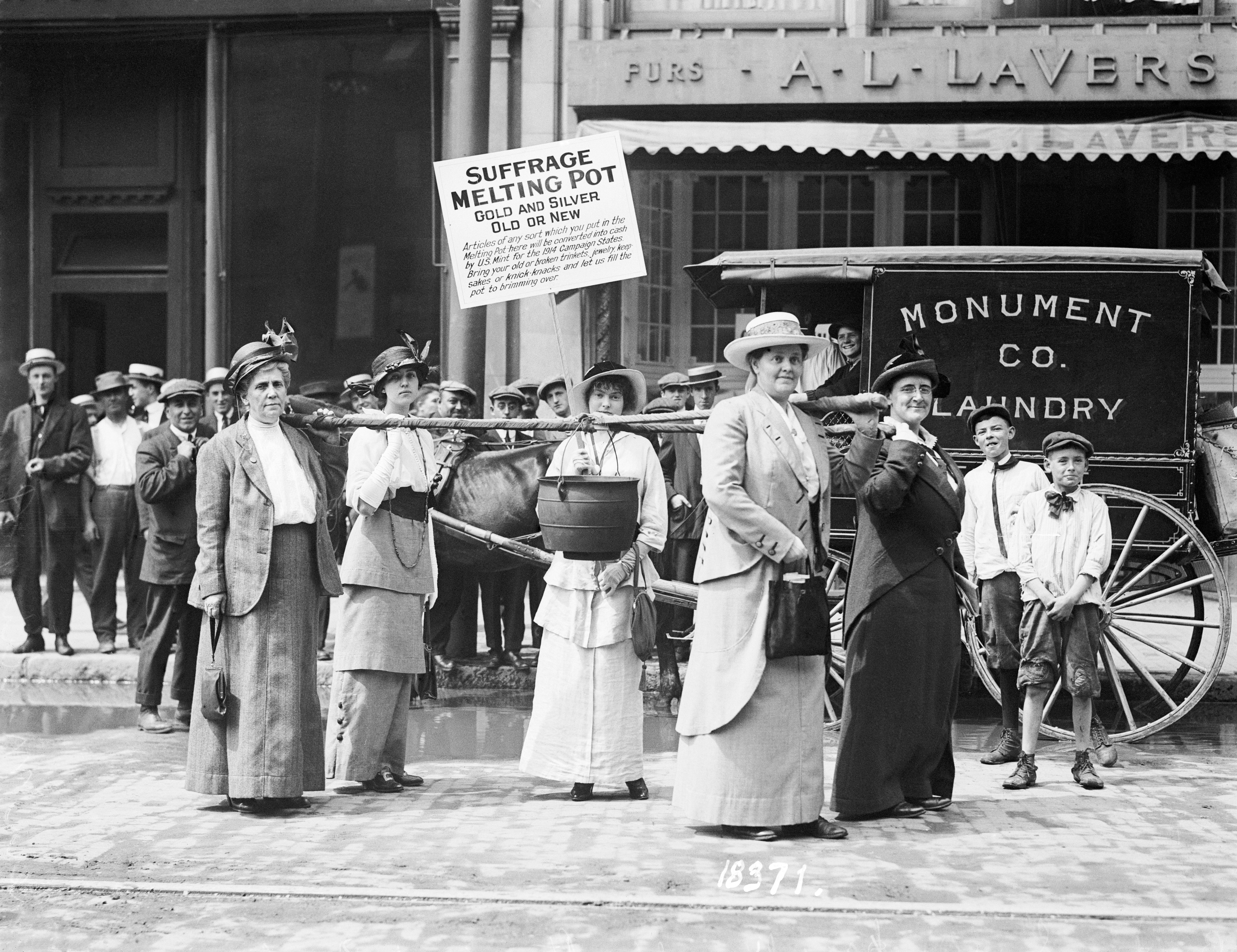 More than 50,000 women registered to vote in Boston 100 years ago: City  archives look back at the suffrage movement - The Boston Globe