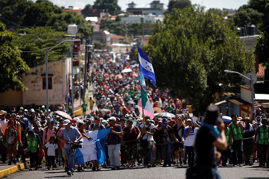 La caravana de migrantes descansa pero seguir adelante La Tercera