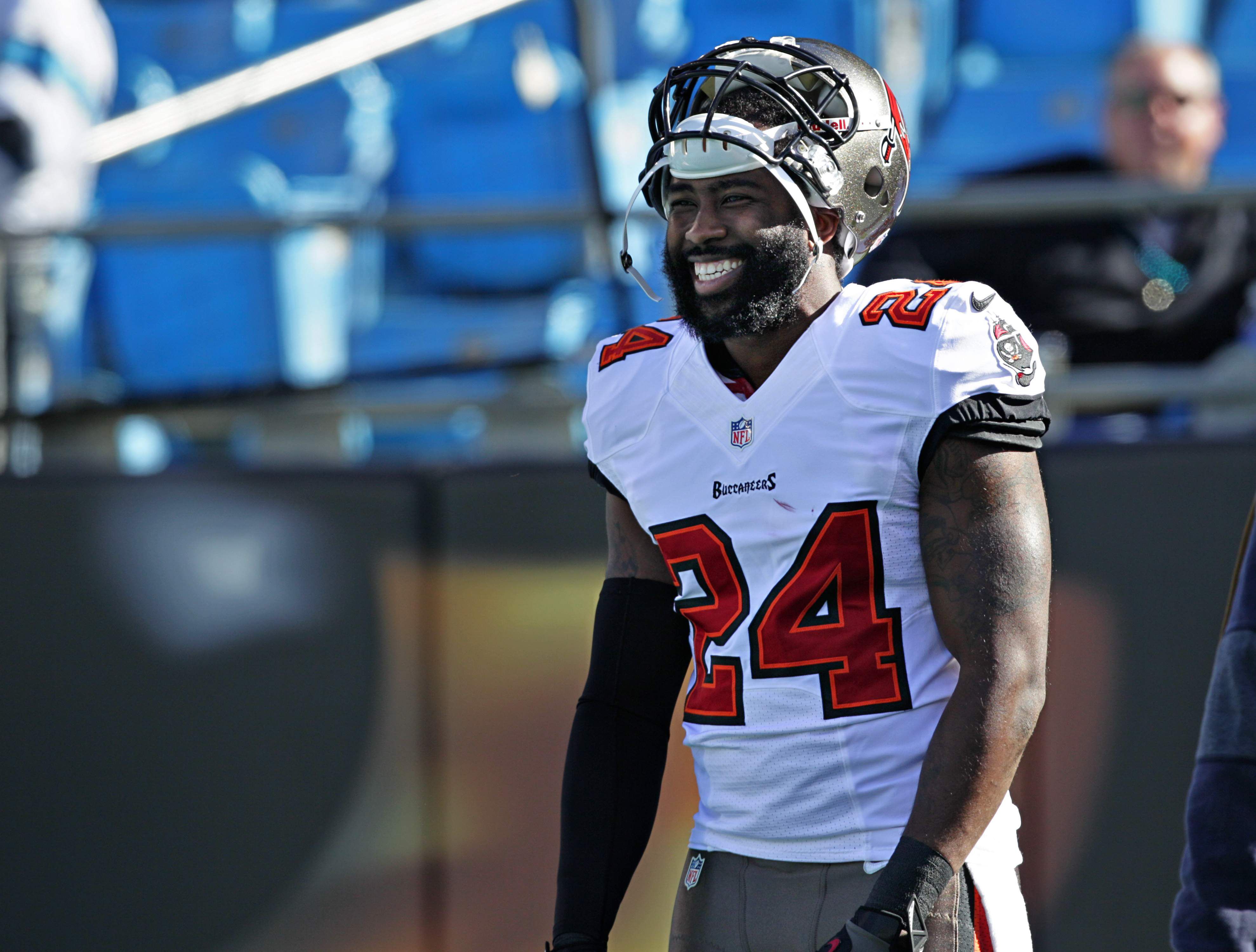 Darrelle Revis released by Buccaneers - Sports Illustrated