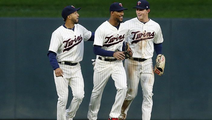 Twins smack three homers, salvage split with 7-3 victory over Kansas City –  Twin Cities