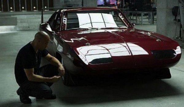 Fast-and-furious-6-screenshot-vin-diesel-drives-dodge-charger-daytona-54662-7-640x373-600x349.jpg