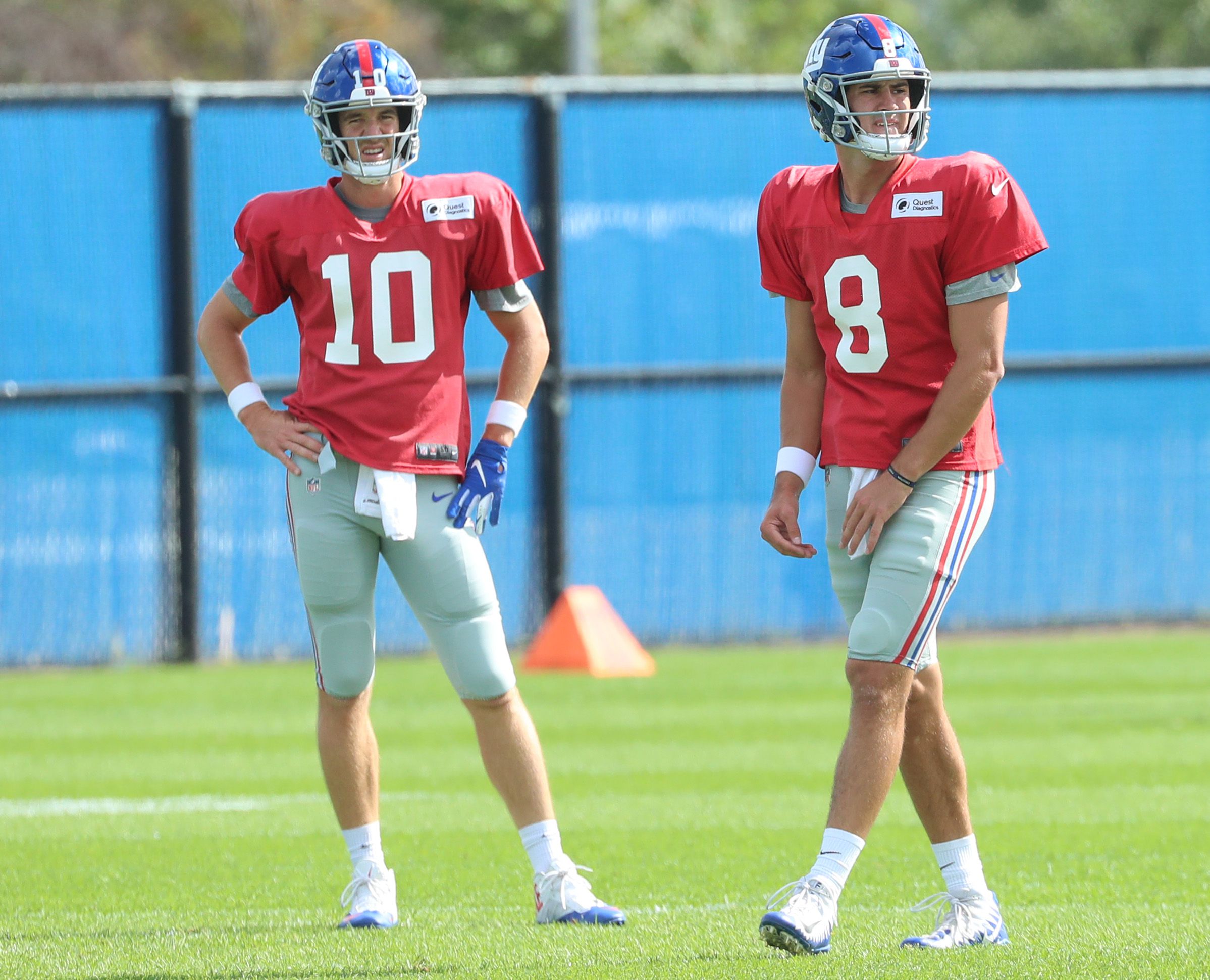 August 16, 2019, New York Giants quarterback Alex Tanney (3) in action  during the NFL preseason game between the Chicago Bears and the New York  Giants at MetLife Stadium in East Rutherford