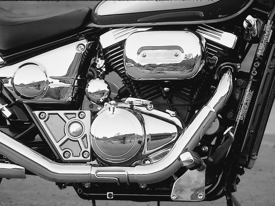 Forward Controls for Suzuki Intruder 1400  - Refined Cycle