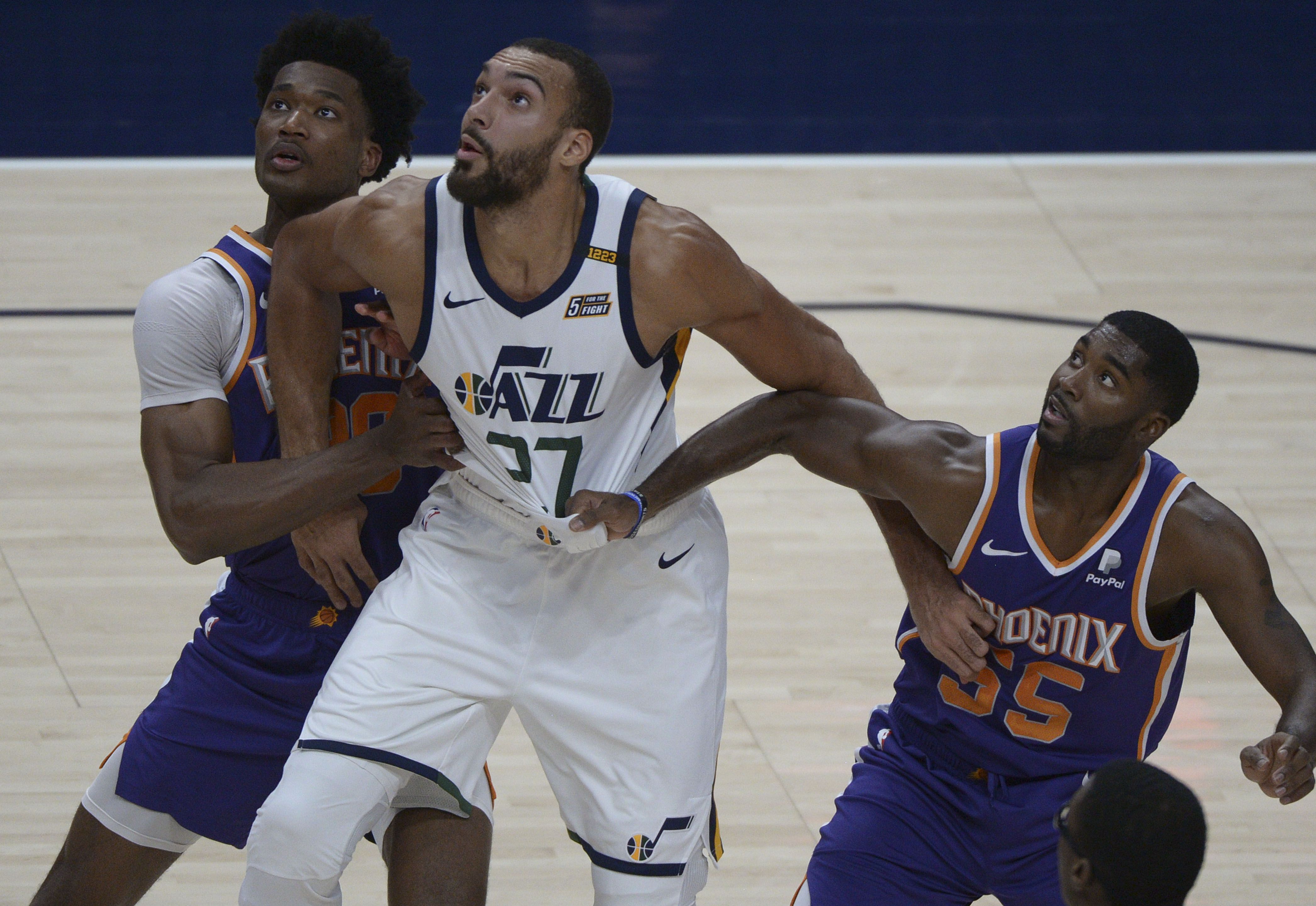 Donovan Mitchell says Utah Jazz teammate Miye Oni is 'making my life hell'  — and it's a compliment