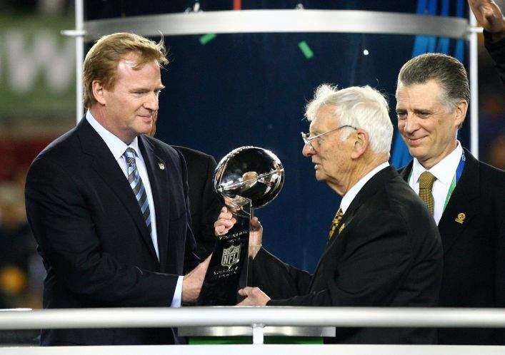 NFL on ESPN on X: The @steelers won six Super Bowls (most all-time) under  just two owners: Art Rooney Sr. and Dan Rooney.  / X