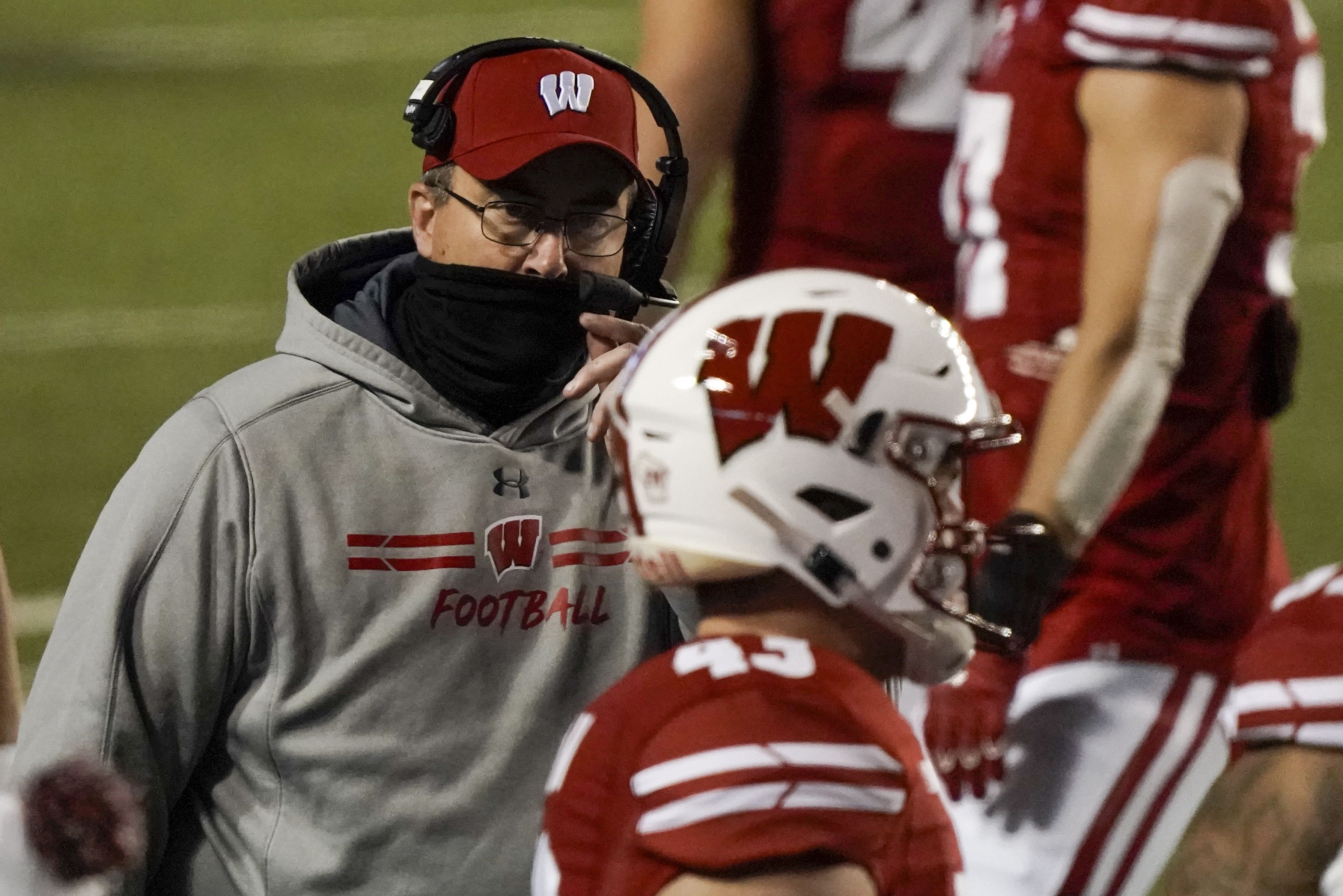 Terry McLaurin delivers strong motivational postgame speech after helping  Washington defeat Cowboys: Ohio State NFL roundup 