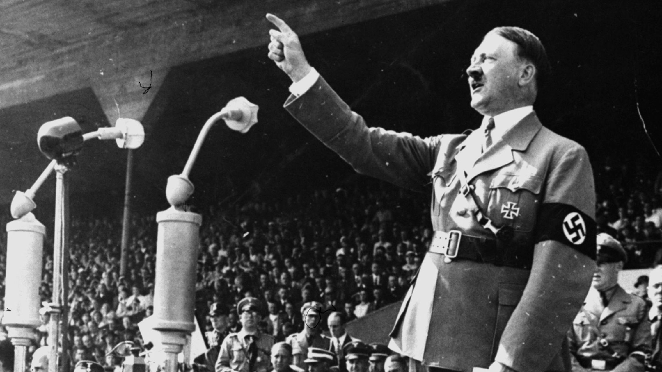 Revealing Hitler's Surprising Height And Weight: Unveiling the Truth