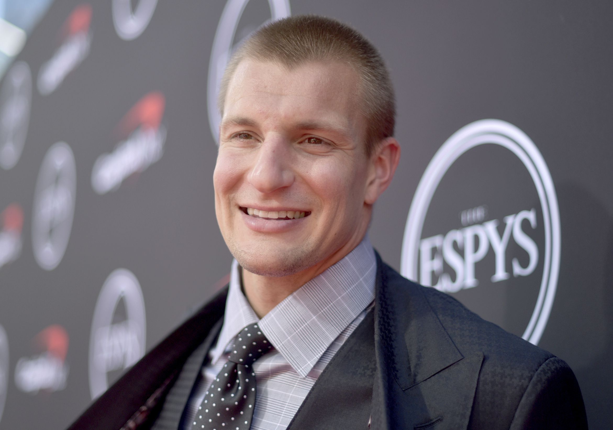 Retired Rob Gronkowski sparks rumors of comeback: 3 ideal landing spots