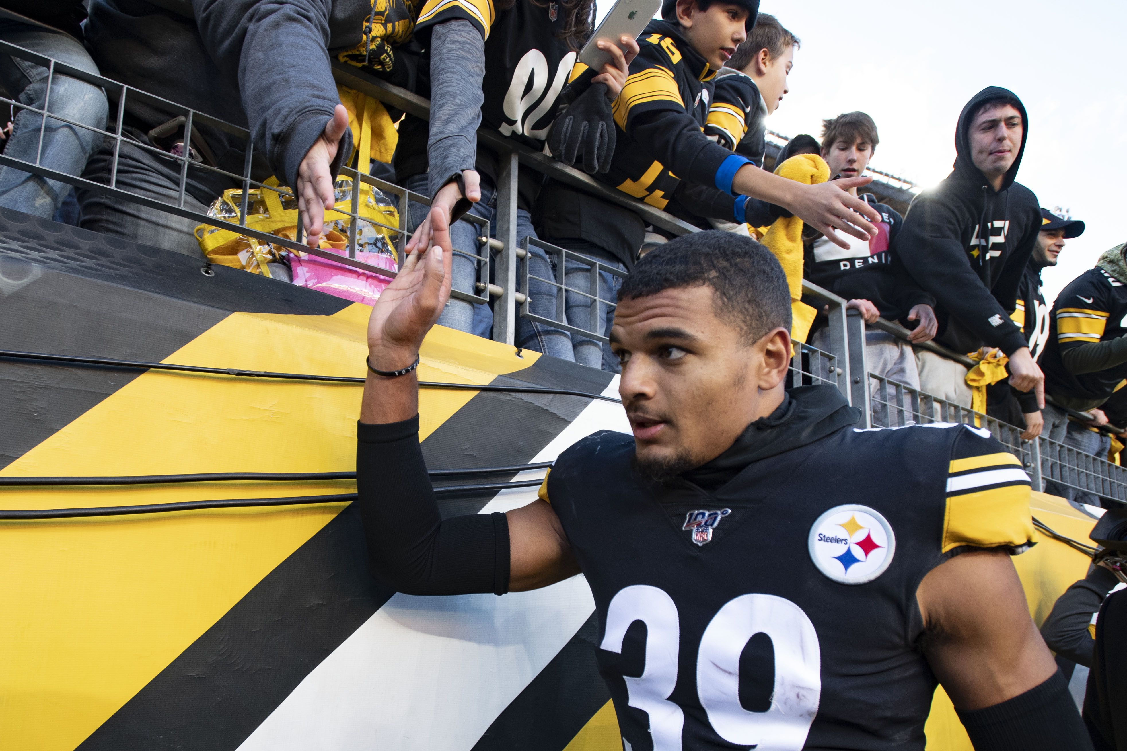 PHOTOS: Steelers in the HOF - Troy Polamalu