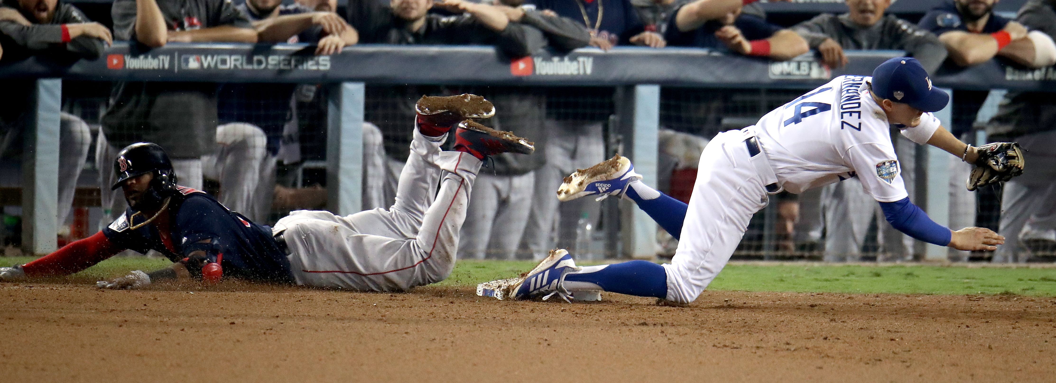 Dodgers outlast Red Sox in record-setting Game 3 of World Series - The  Boston Globe