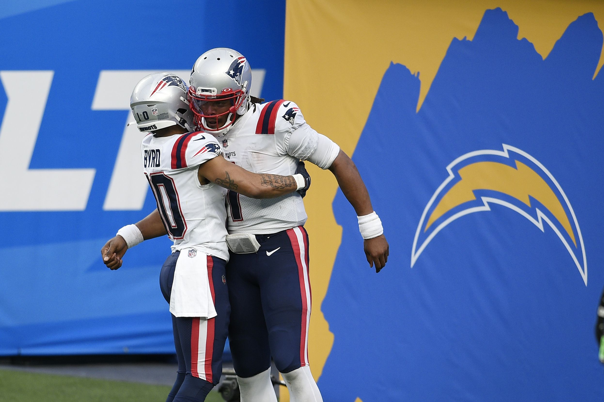 Cam Newton, Special Teams Lead Patriots to 45-0 Rout of Chargers