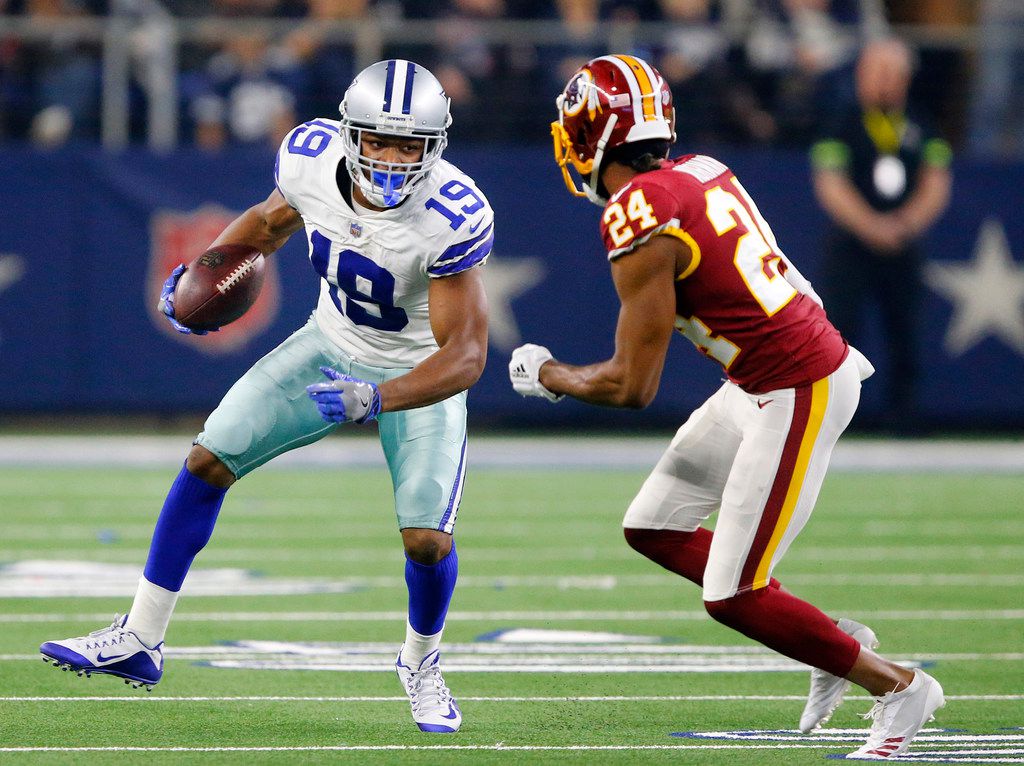 Arlington, Texas, USA. 22nd Nov, 2018. Washington Redskins cornerback Josh  Norman (24) prior to the NFL football game between the Washington Redskins  and the Dallas Cowboys at AT&T Stadium in Arlington, Texas.