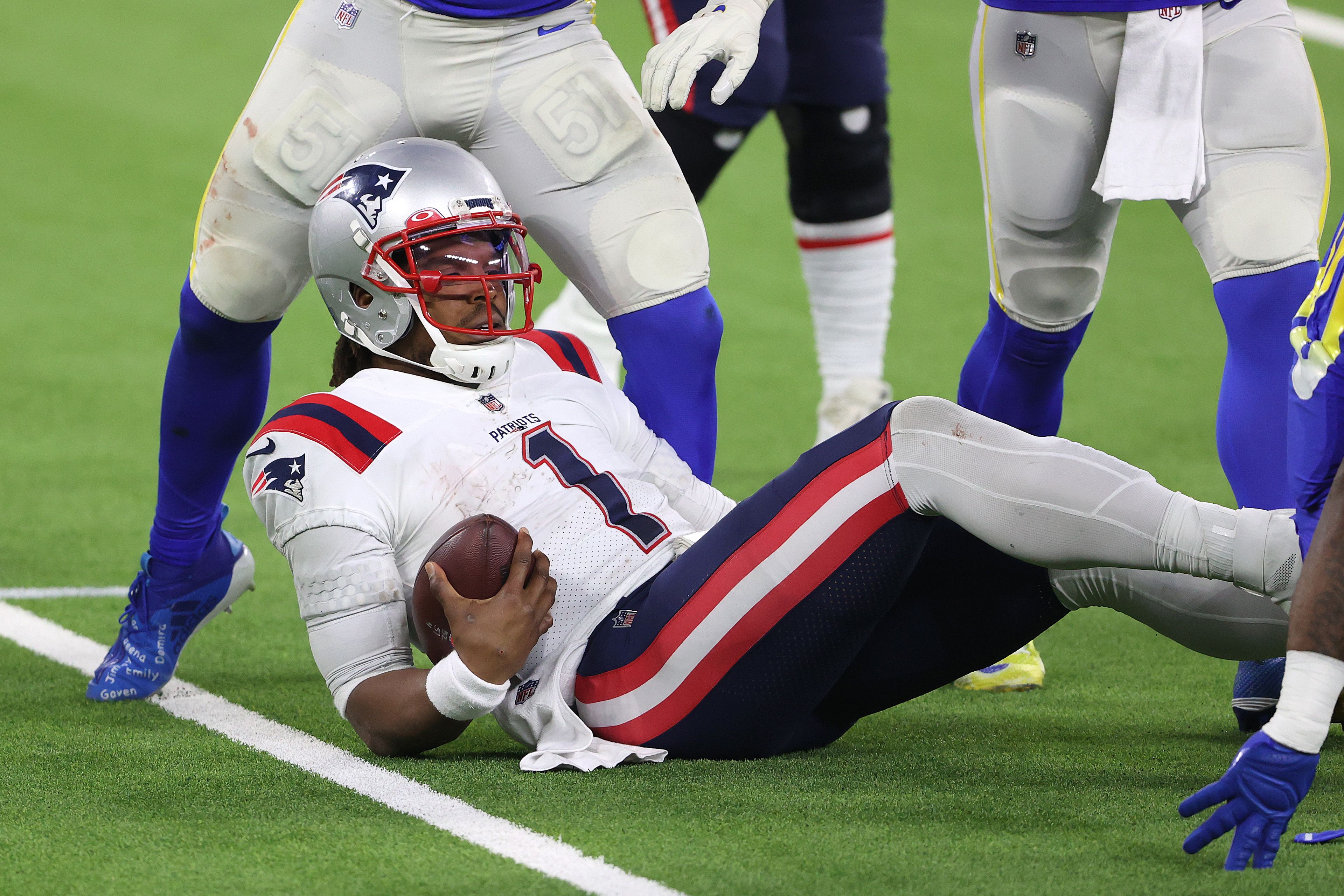 Cam Newton benched, Patriots offense flounders in lackluster 24-3 loss to  Rams 