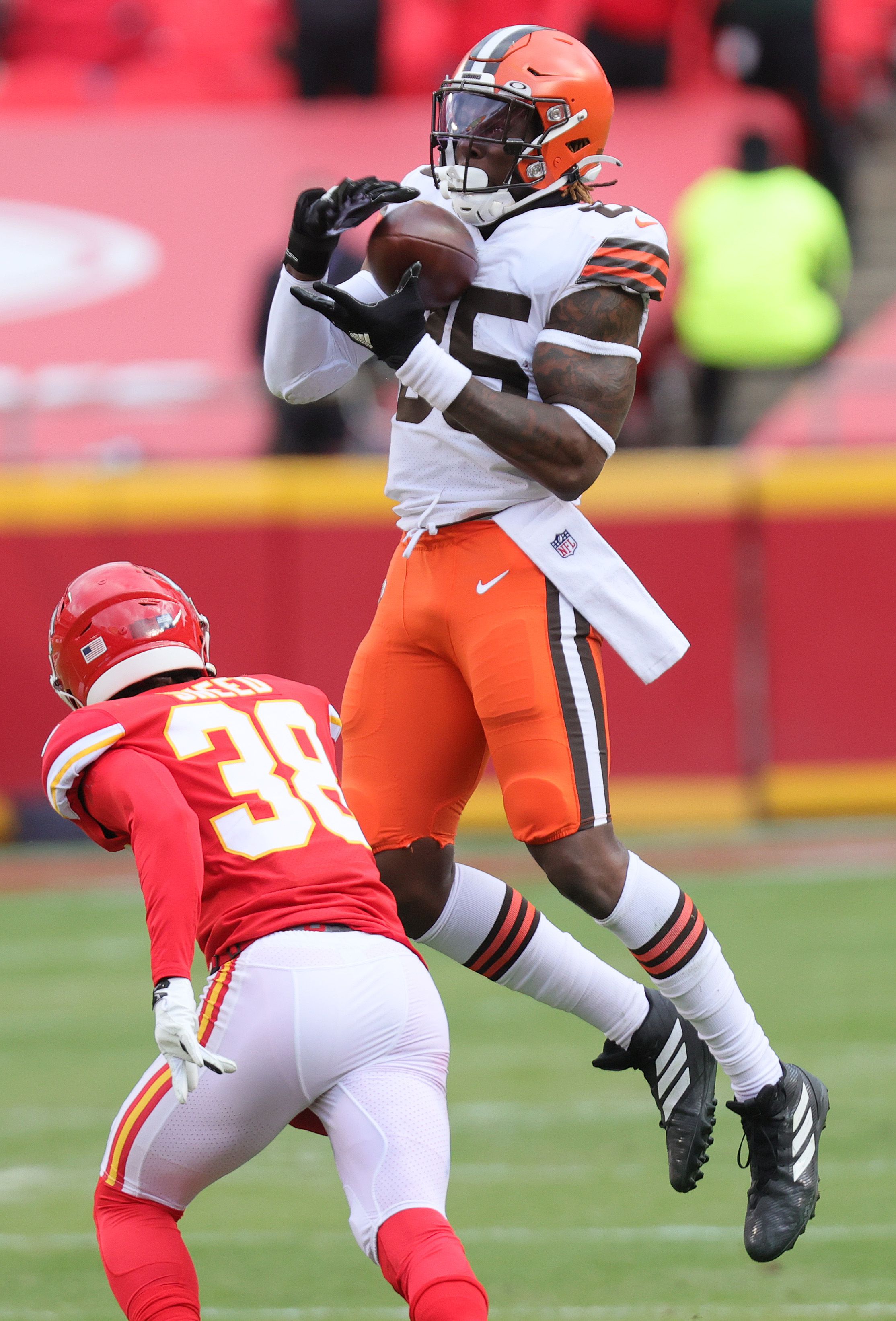 Terry Pluto talks Cleveland Browns: Offense looked promising in loss to  Chiefs 