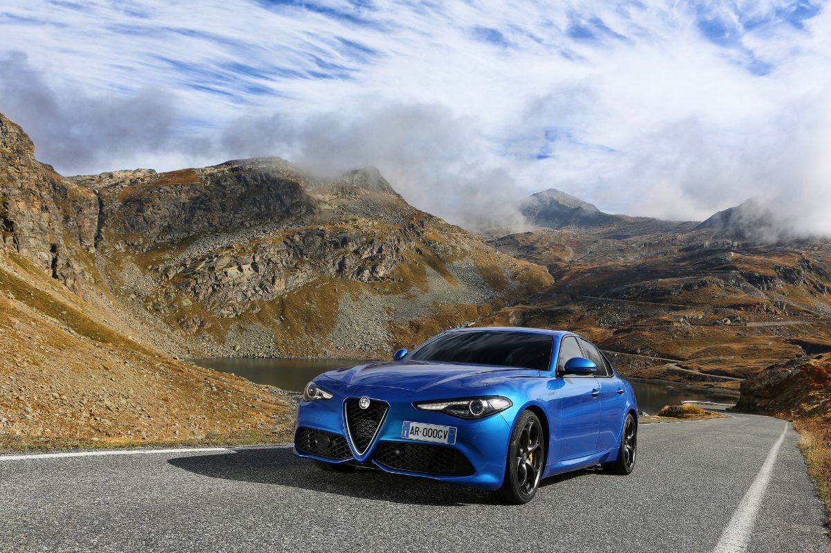 161122_Alfa-Romeo_Giulia-Veloce_15.jpg