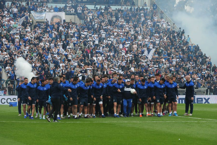 maradona-gimnasia-1-3164184.jpg