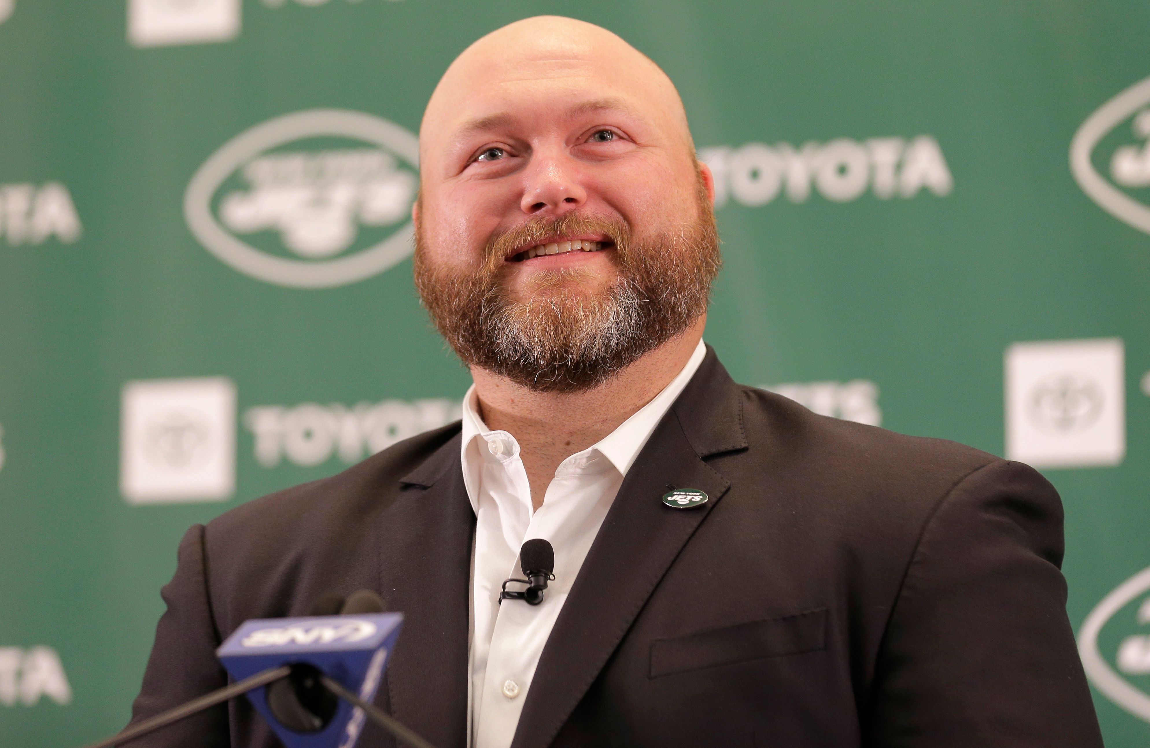 Jets keep 'em or dump 'em: Joe Douglas faces tough salary cap choices 