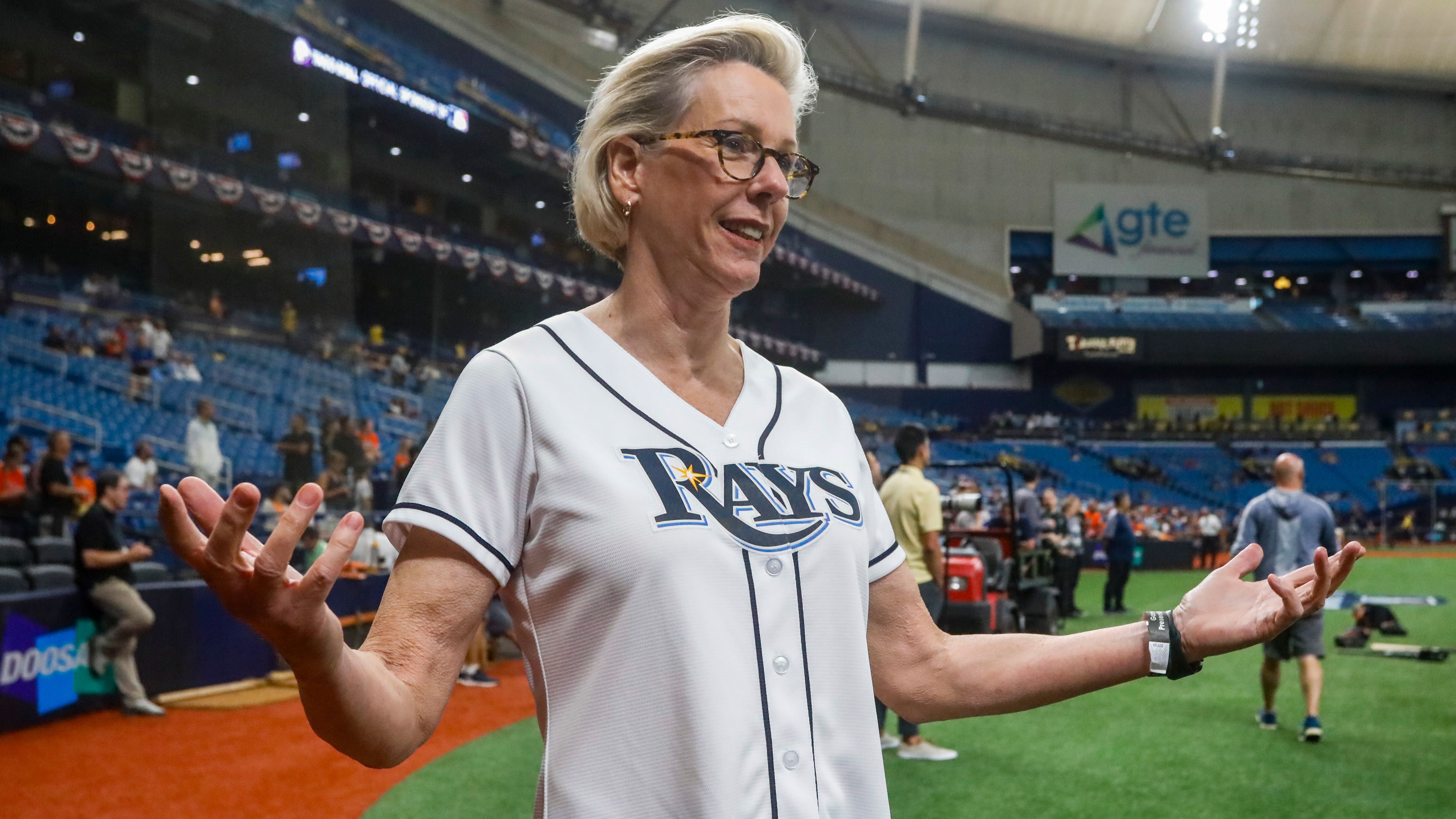 Mayor Jane Castor says she's coming around to sharing the Rays with Montreal