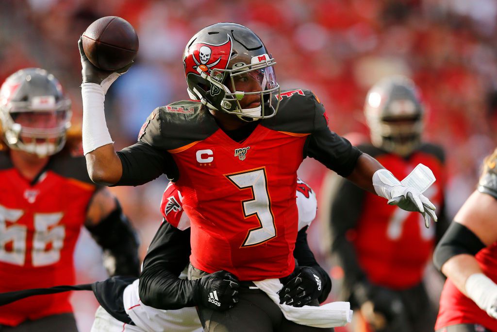 Jameis Winston embracing leadership role with Buccaneers