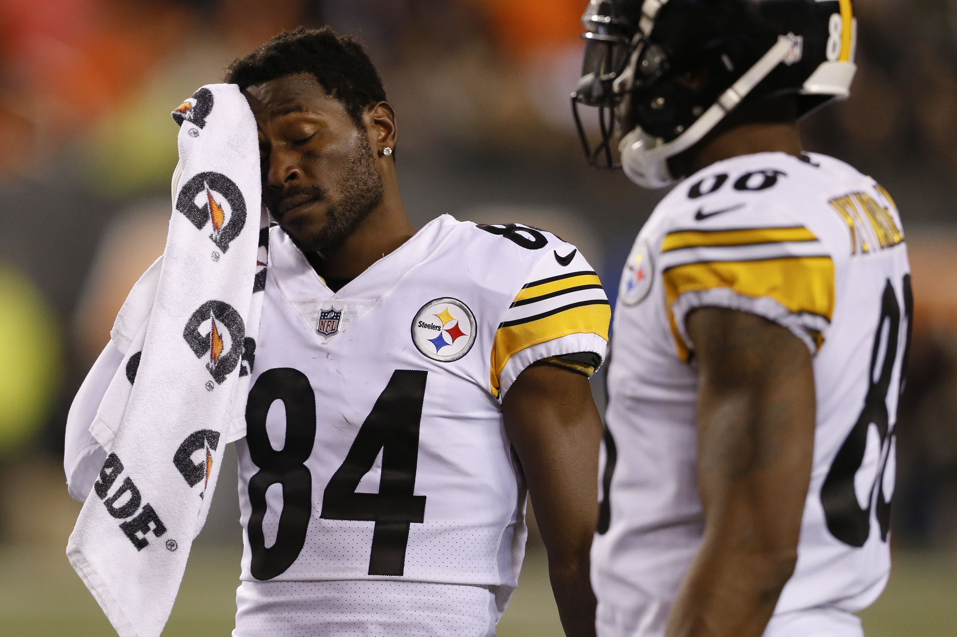 Smith-Schuster Vows To Remain A Physical Player After Suspension - Steelers  Depot