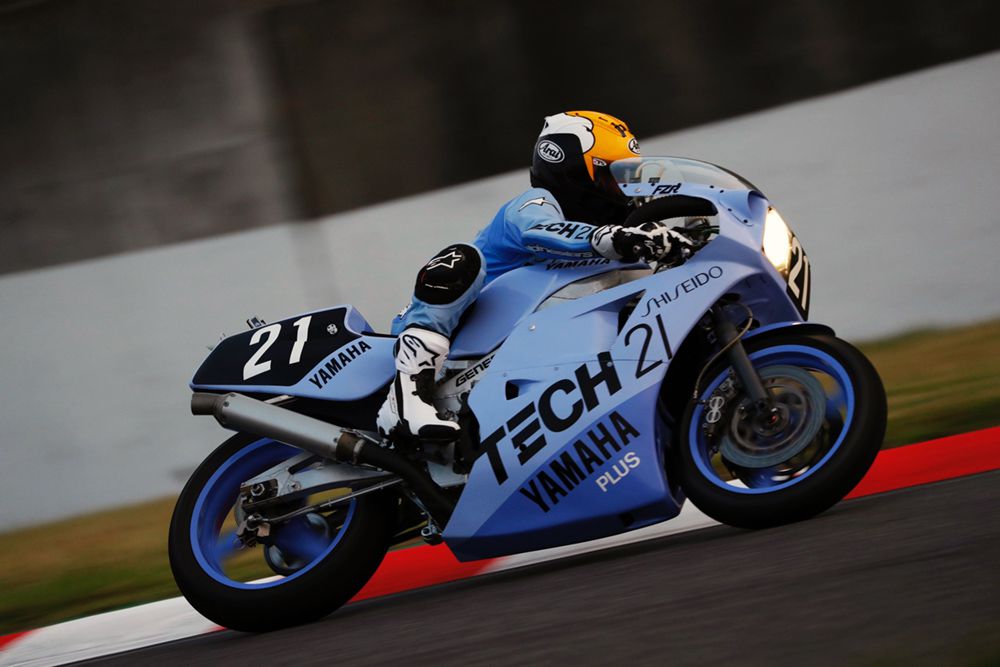 Kenny Roberts Suzuka 8 Hours Yamaha FZR750 Photo Gallery | Cycle World