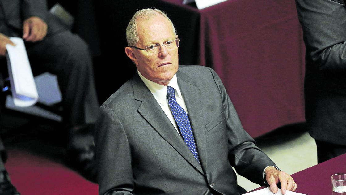 Peru's President Kuczynski listens as his lawyer Borea addresses lawmakers of the opposition-ruled Congress, in Lima