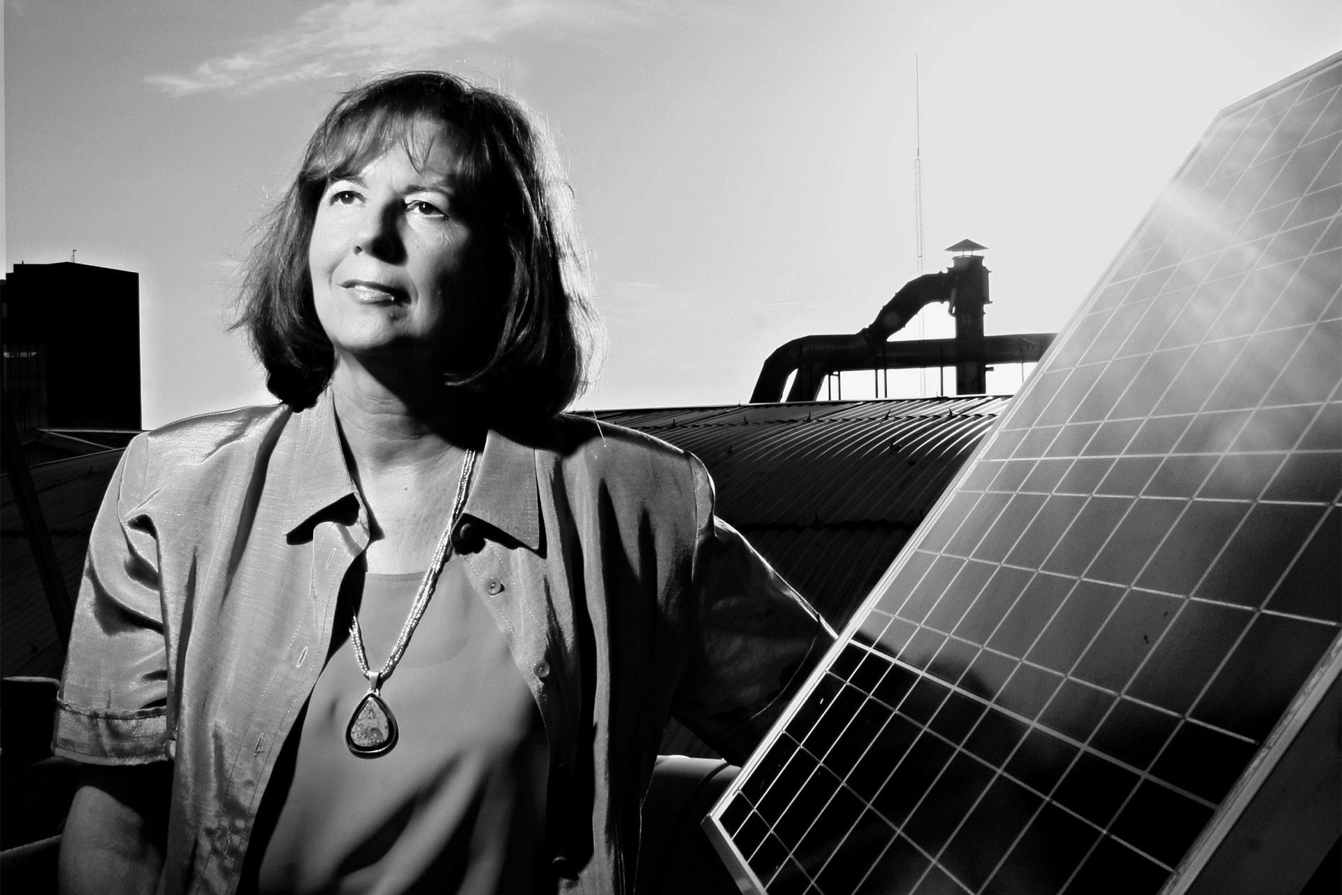 MARIA TERESA RUIZ - ASTRONOMA - PREMIO NACIONAL DE CIENCIAS - MEDIO A