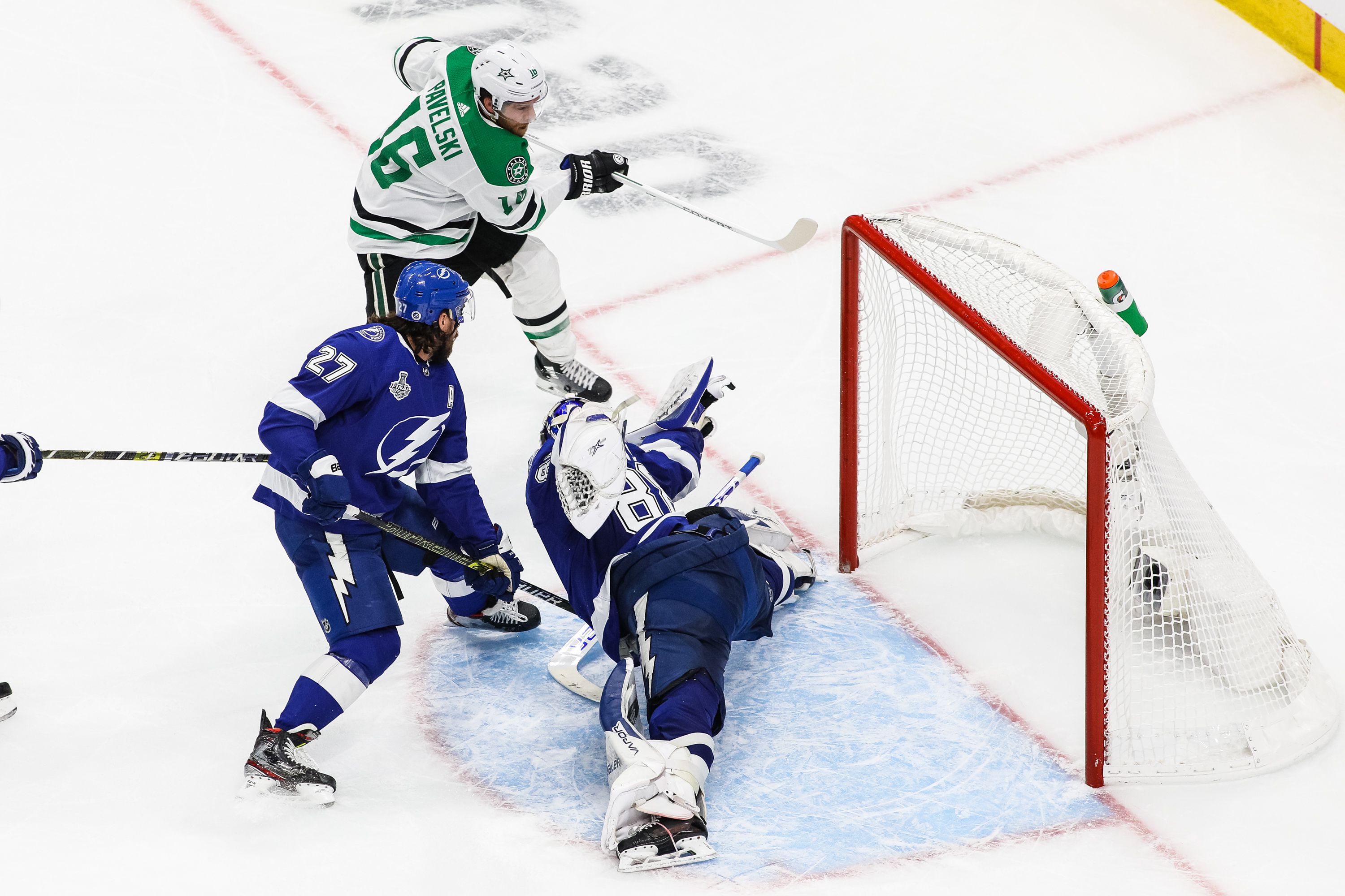 Stars Beat Lightning in Double Overtime to Force Game 6 - The New