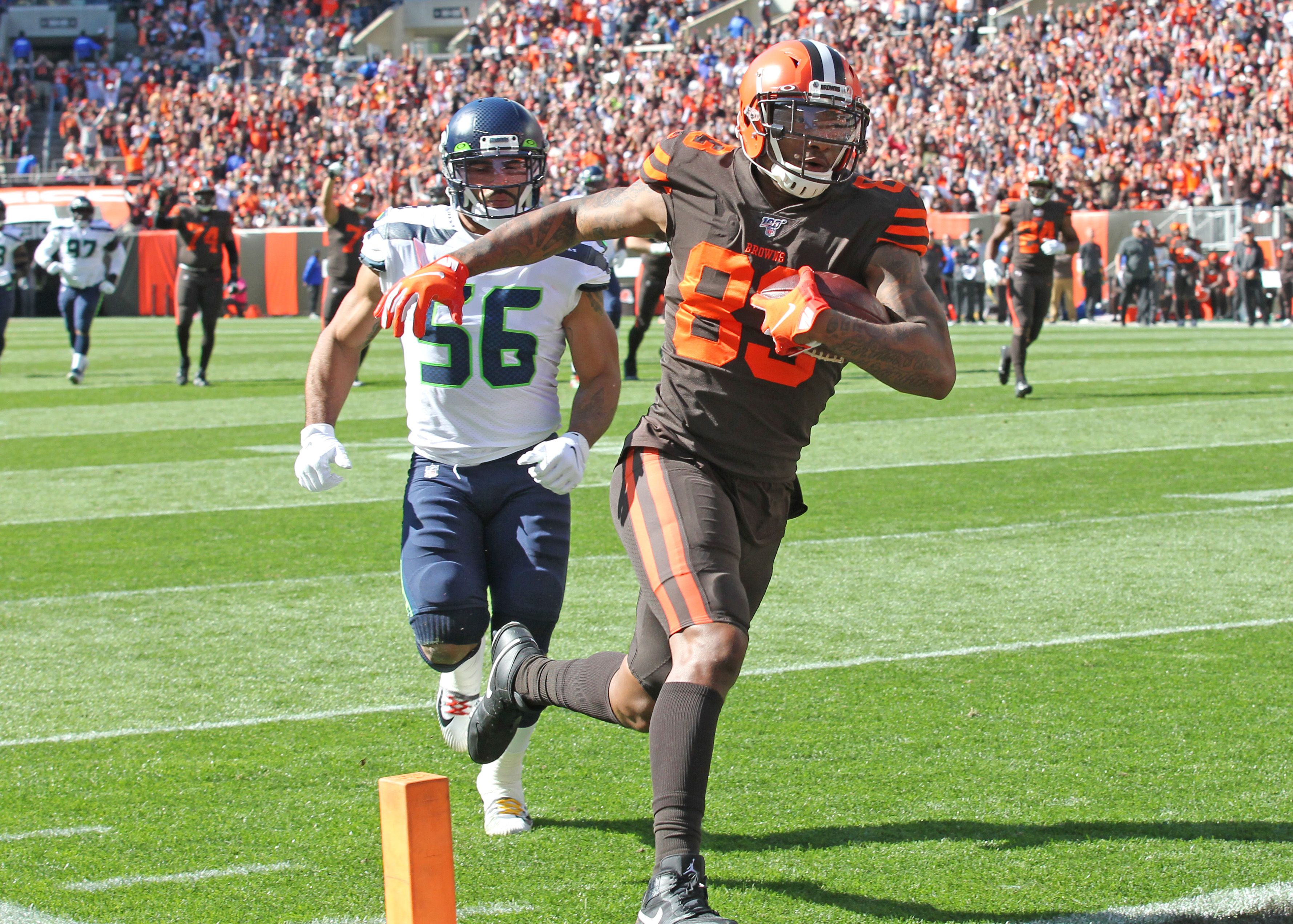 Ricky Seals-Jones finds a fitting role in place of David Njoku while the  injured tight end helps where he can 