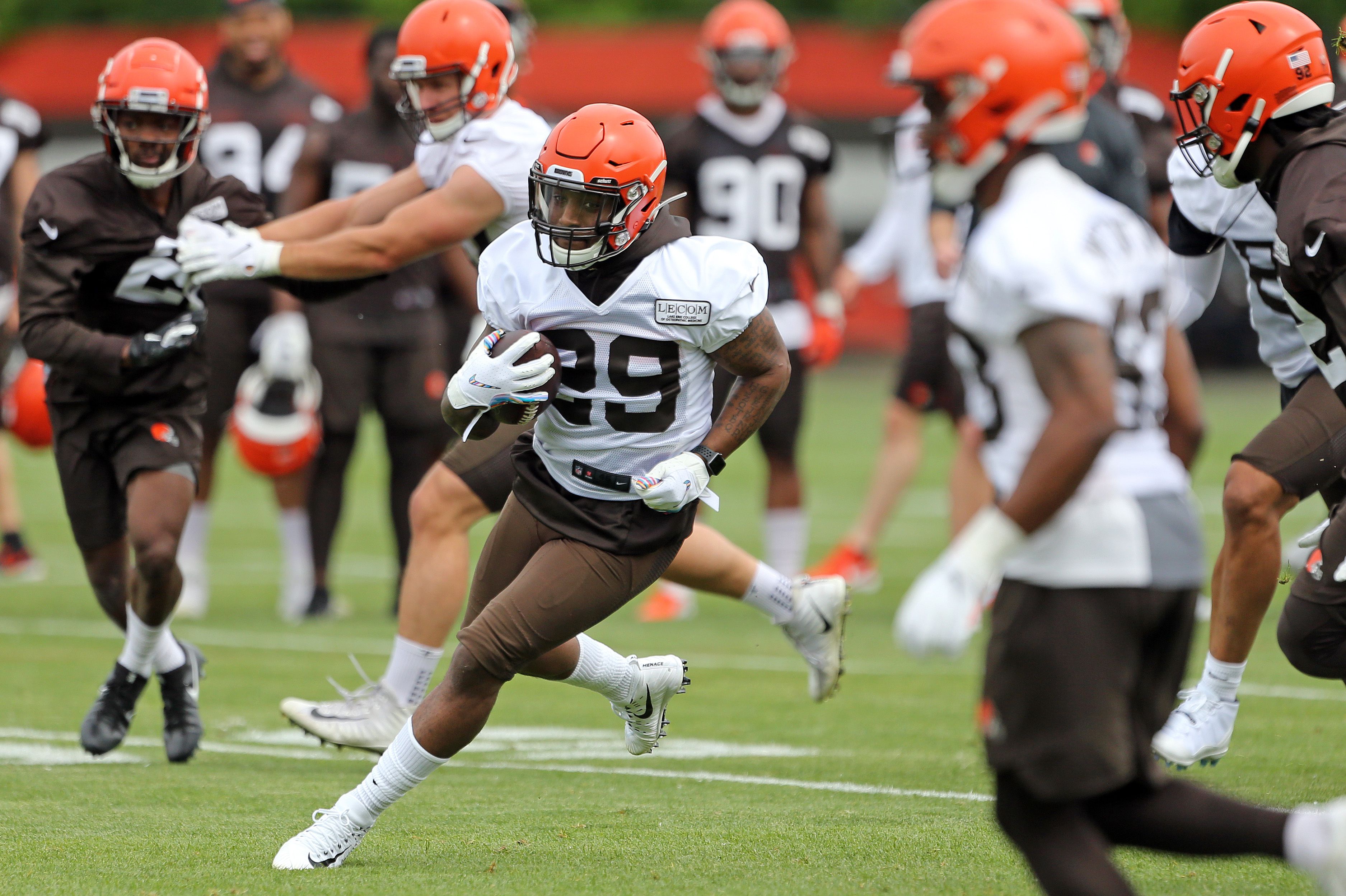 Dontrell Hilliard making most of opportunity during Duke Johnson's absence  from Browns workouts